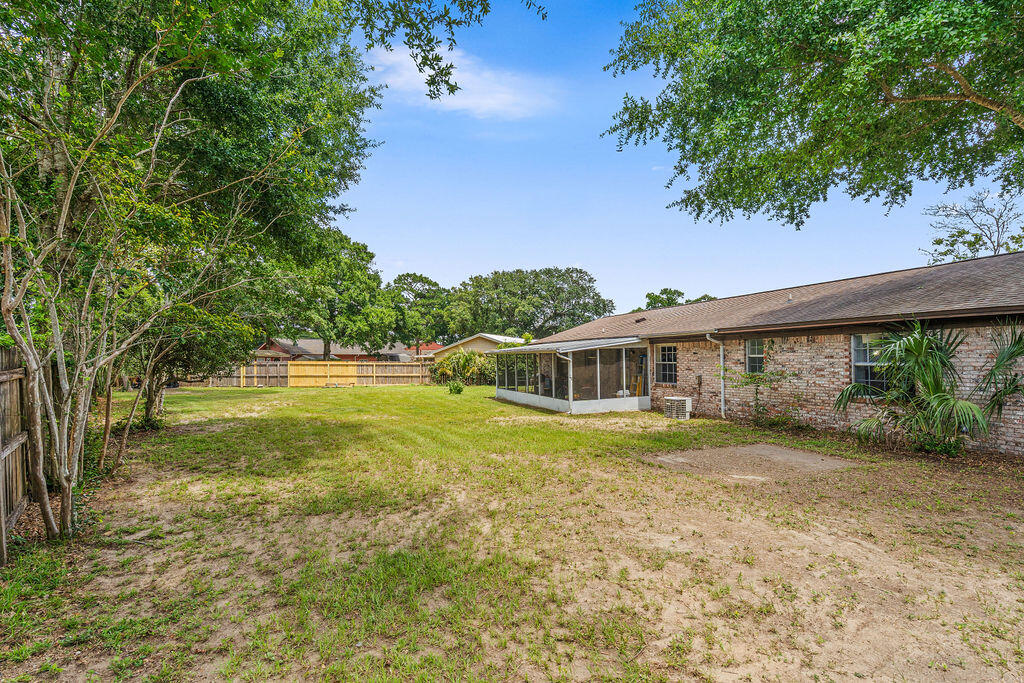 4770 Yacht Harbor Drive Pensacola FL 32514