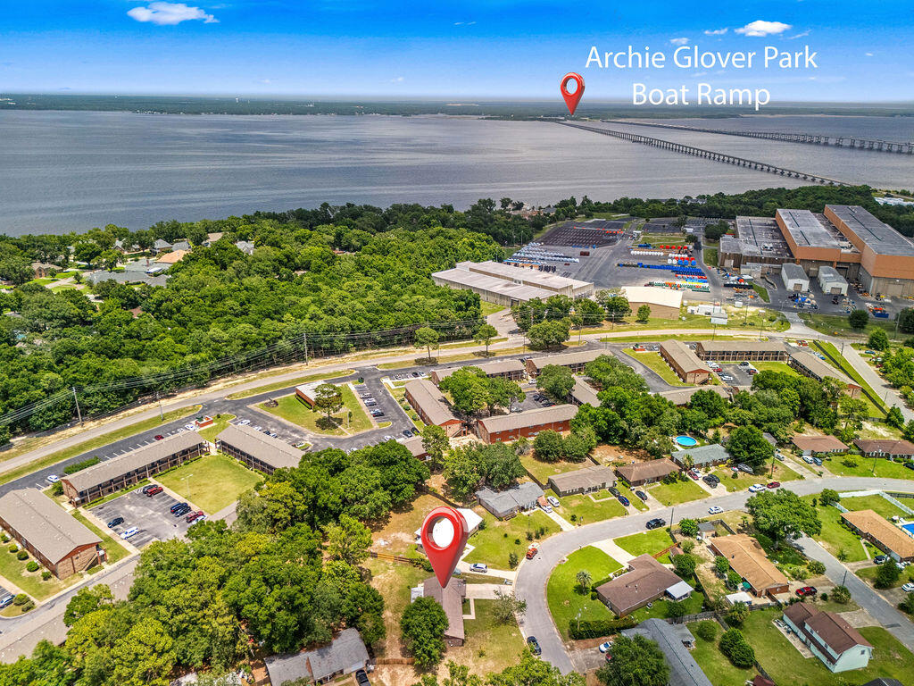 4770 Yacht Harbor Drive Pensacola FL 32514