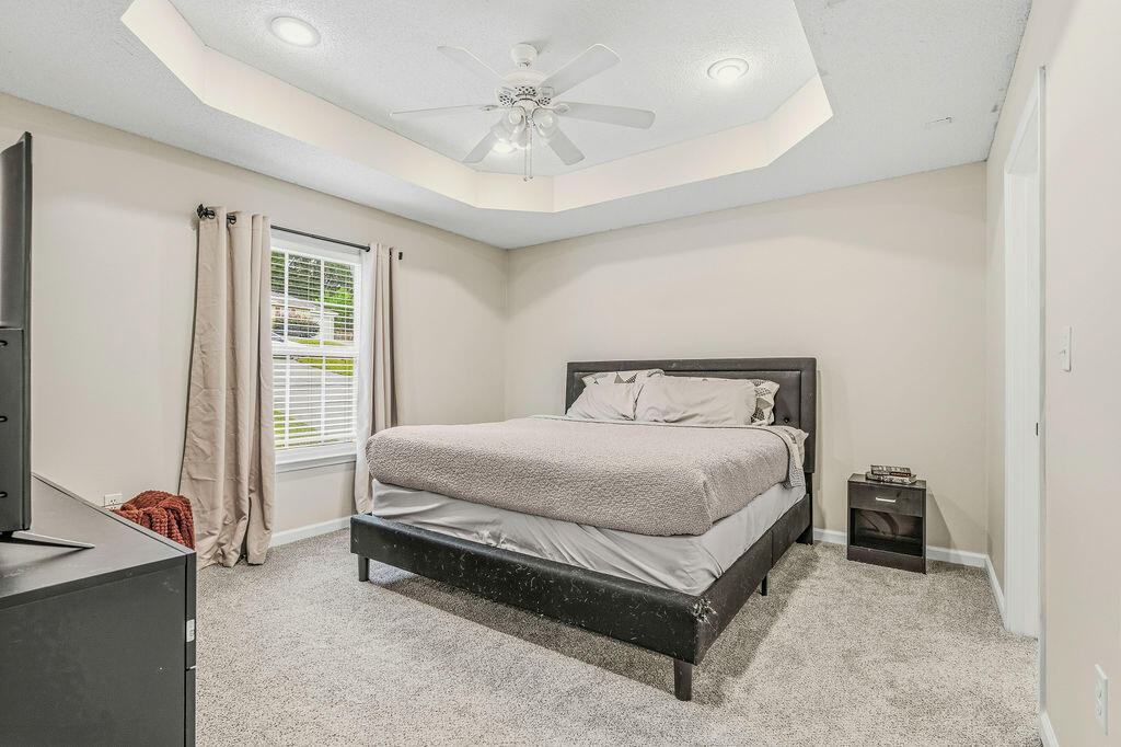 327 Lakeview Drive Crestview FL 32536