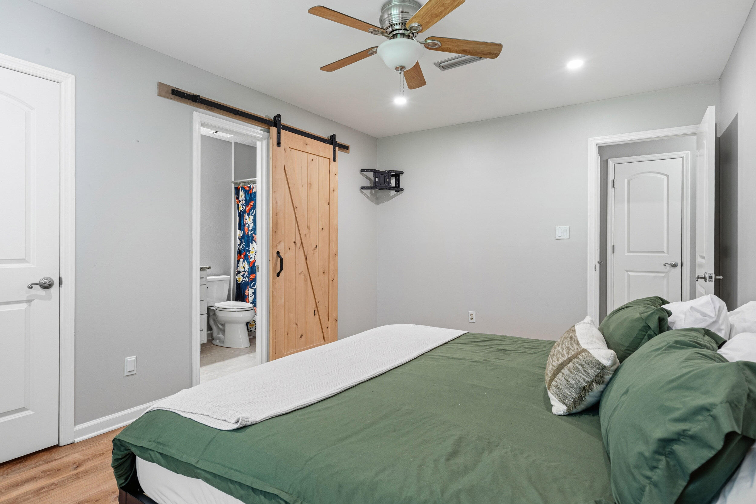 921 Nutmeg Avenue Niceville FL 32578