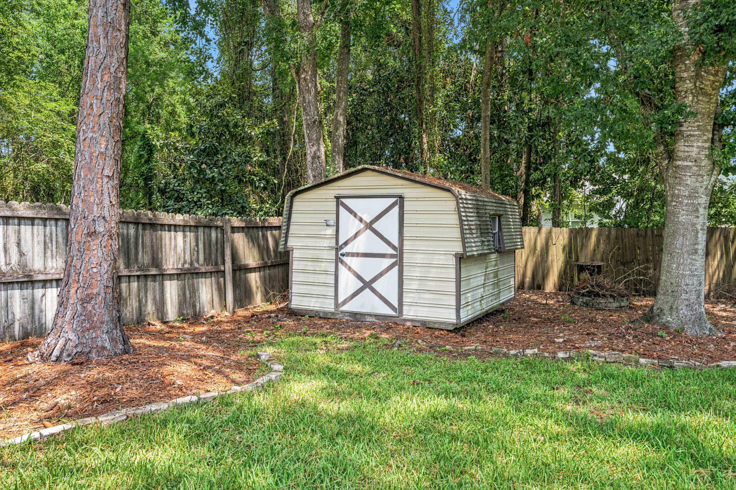 921 Nutmeg Avenue Niceville FL 32578
