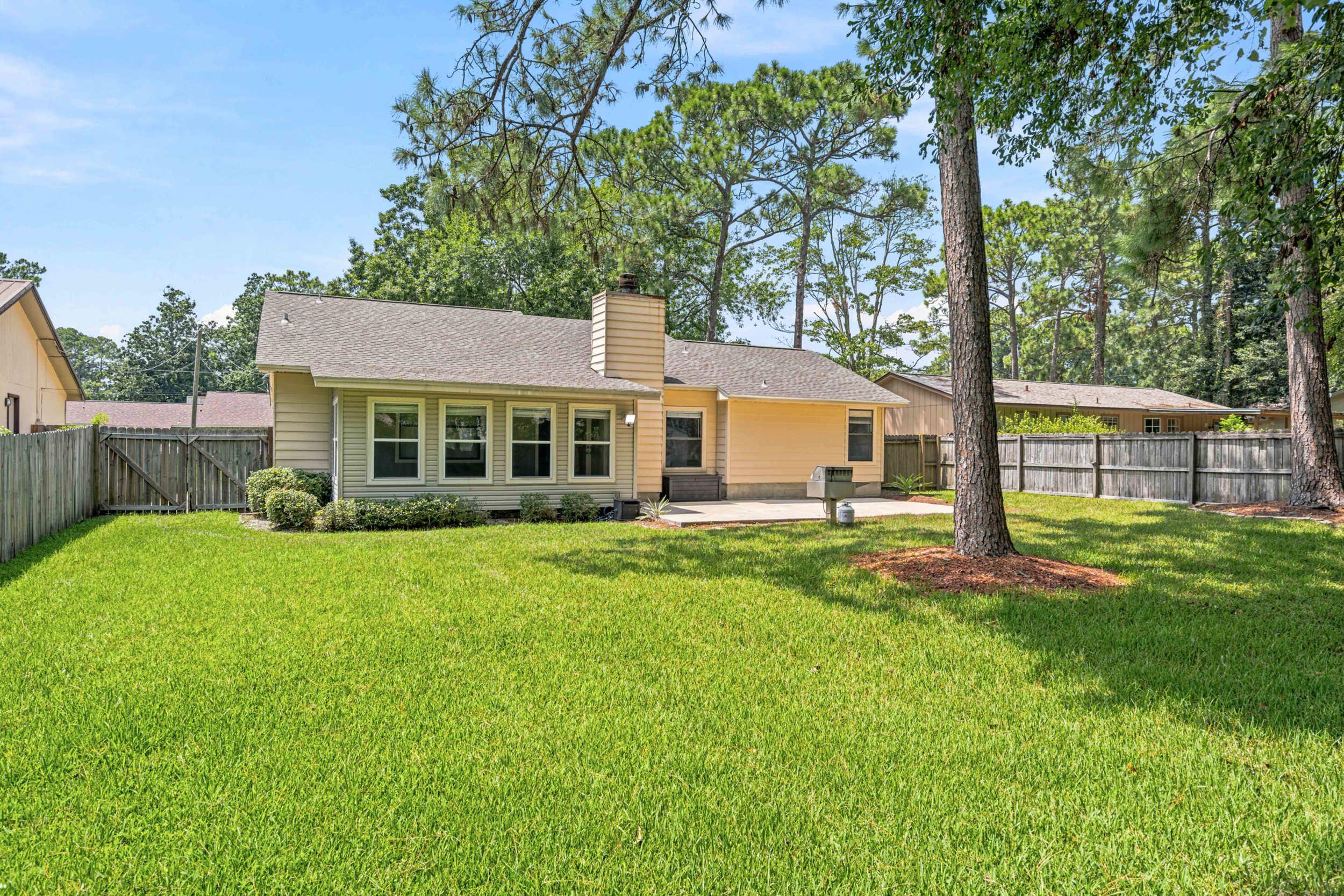 921 Nutmeg Avenue Niceville FL 32578