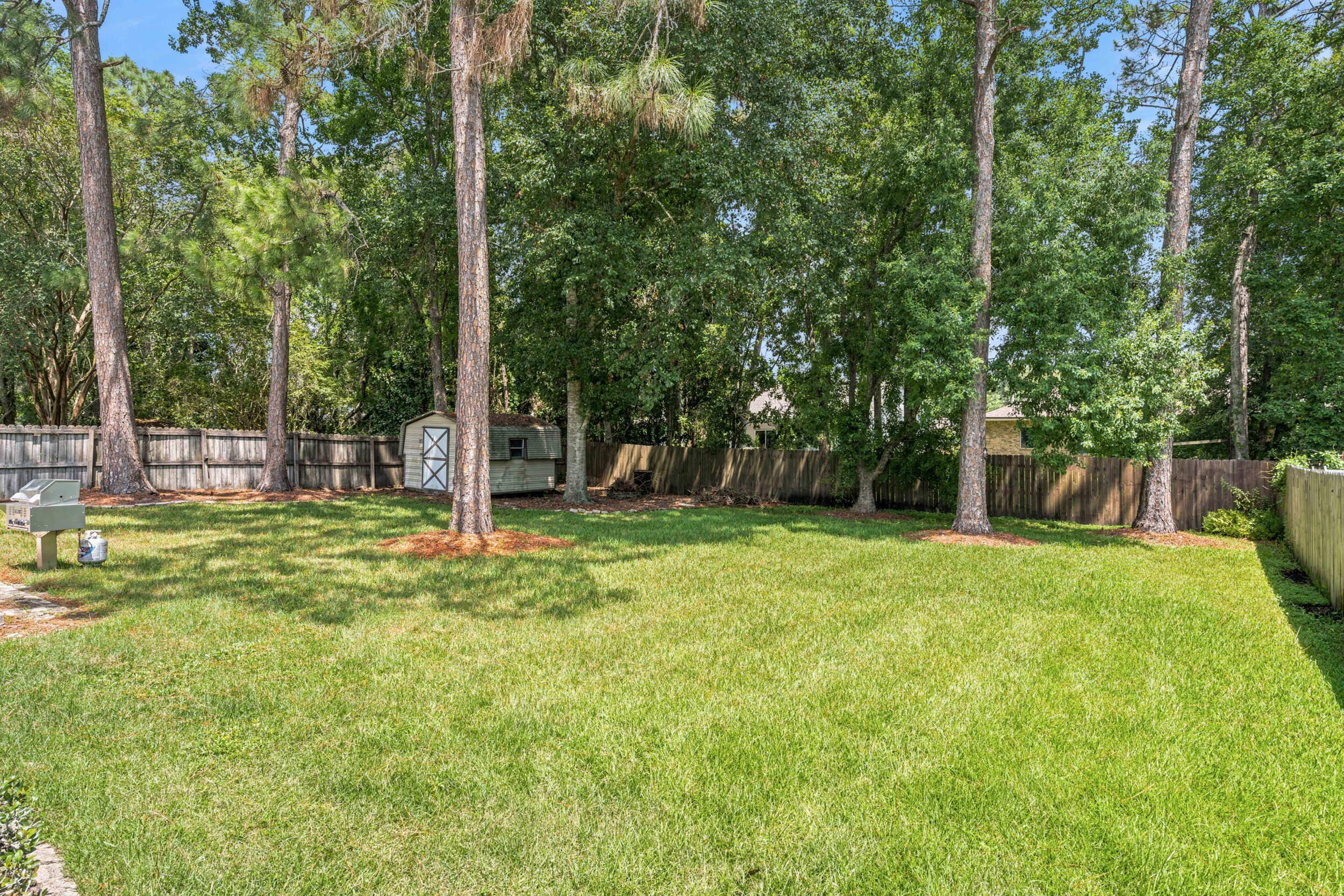 921 Nutmeg Avenue Niceville FL 32578