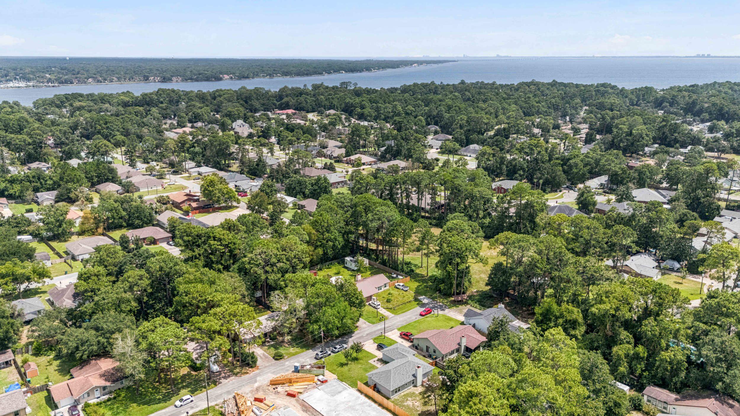 921 Nutmeg Avenue Niceville FL 32578