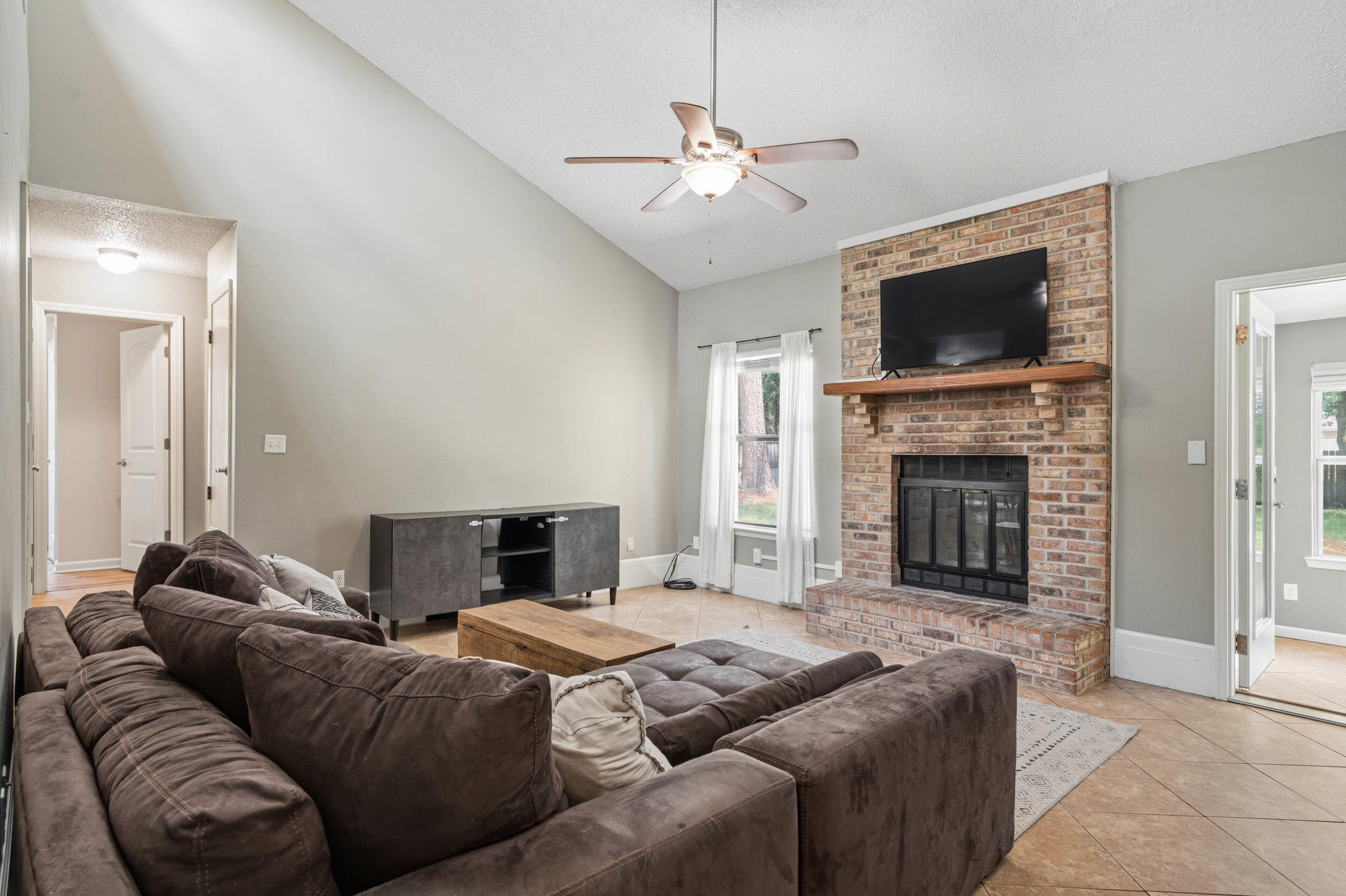 921 Nutmeg Avenue Niceville FL 32578