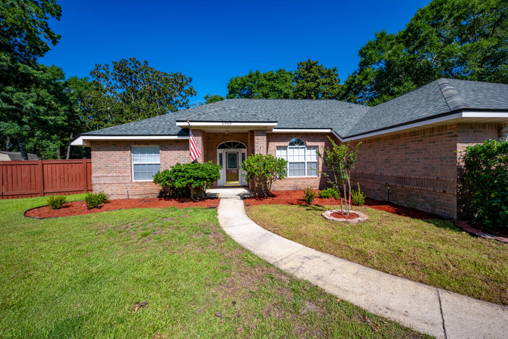 6900 Calle De Caballero Navarre FL 32566