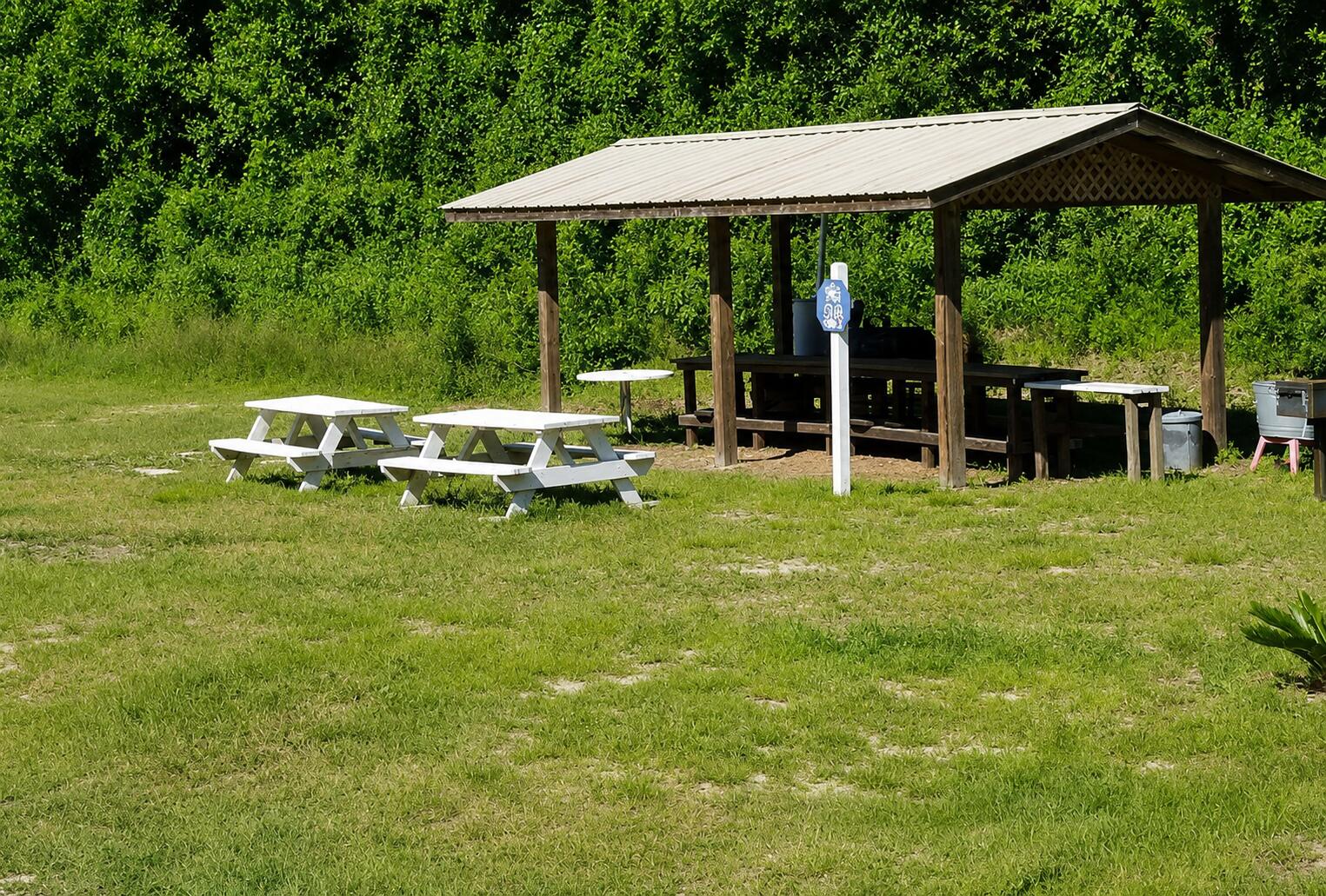 6900 Calle De Caballero Navarre FL 32566
