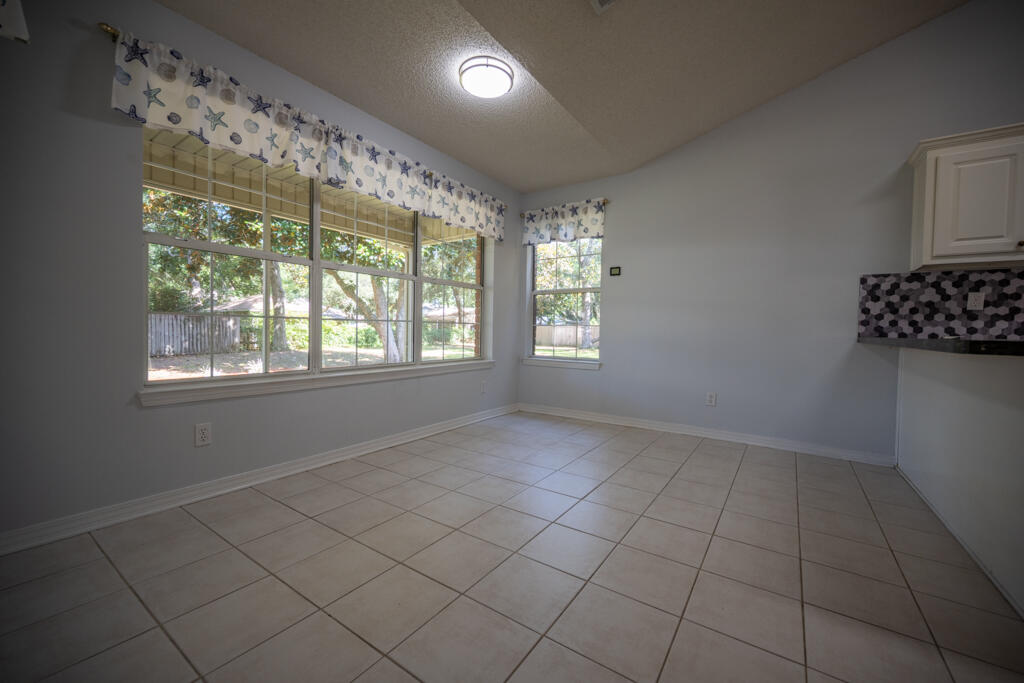 6900 Calle De Caballero Navarre FL 32566