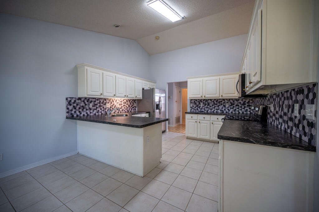 6900 Calle De Caballero Navarre FL 32566