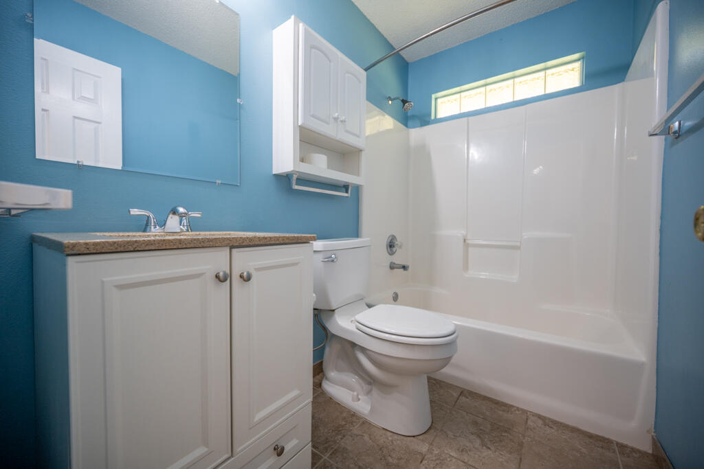 6900 Calle De Caballero Navarre FL 32566
