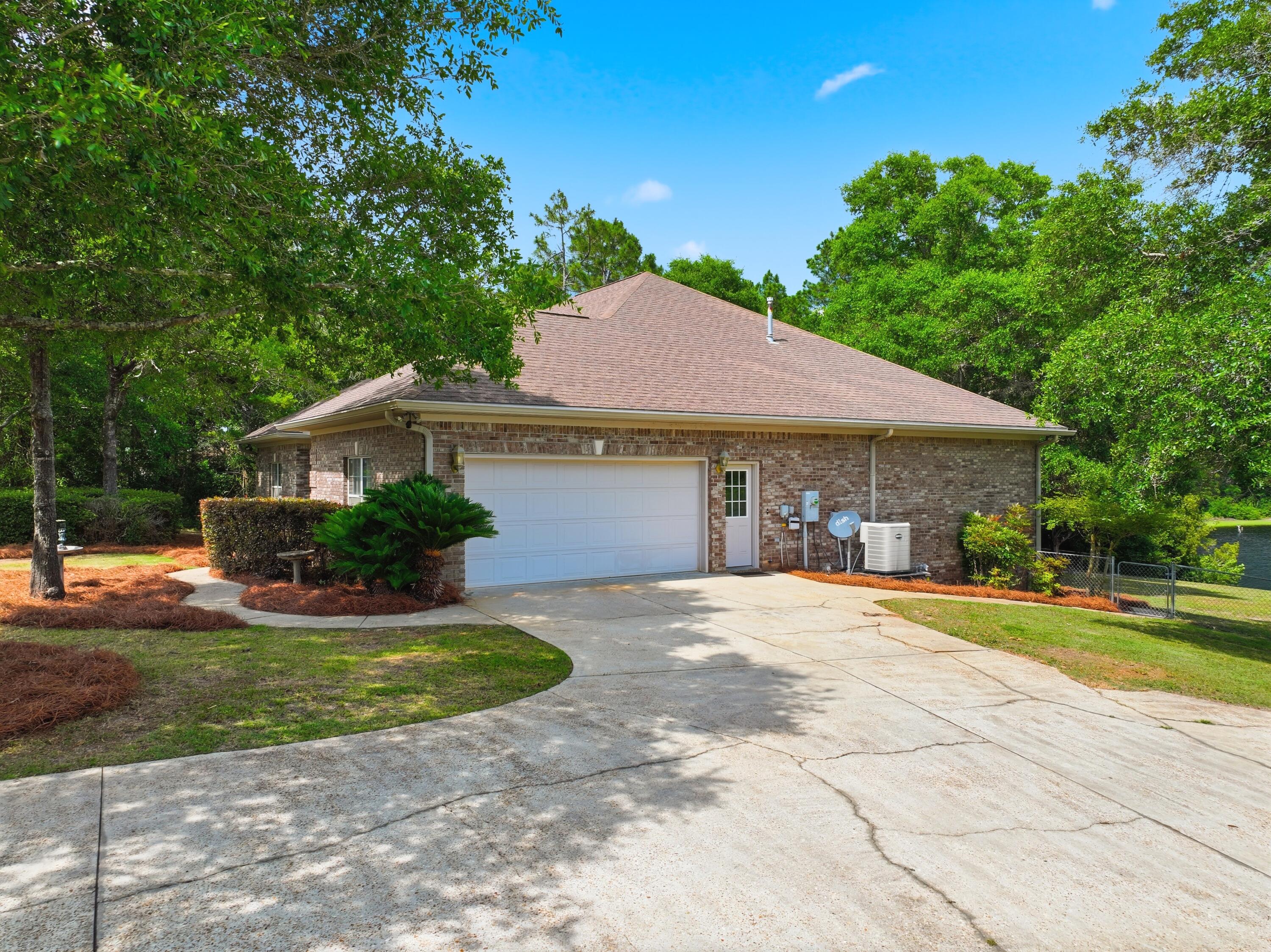 252 Hidden Lakes Trail Defuniak Springs FL 32433
