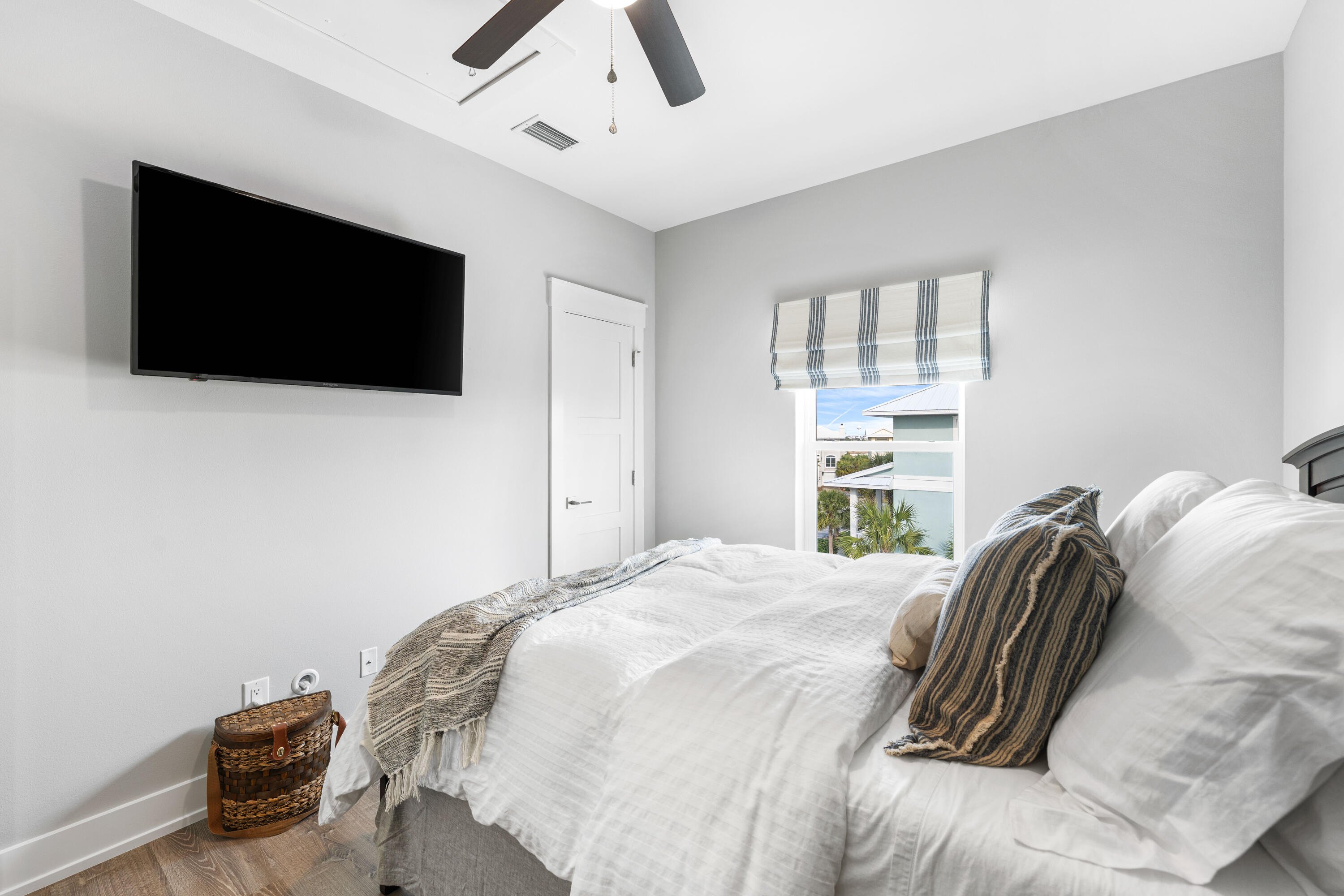 7665 Key West Drive Navarre FL 32566
