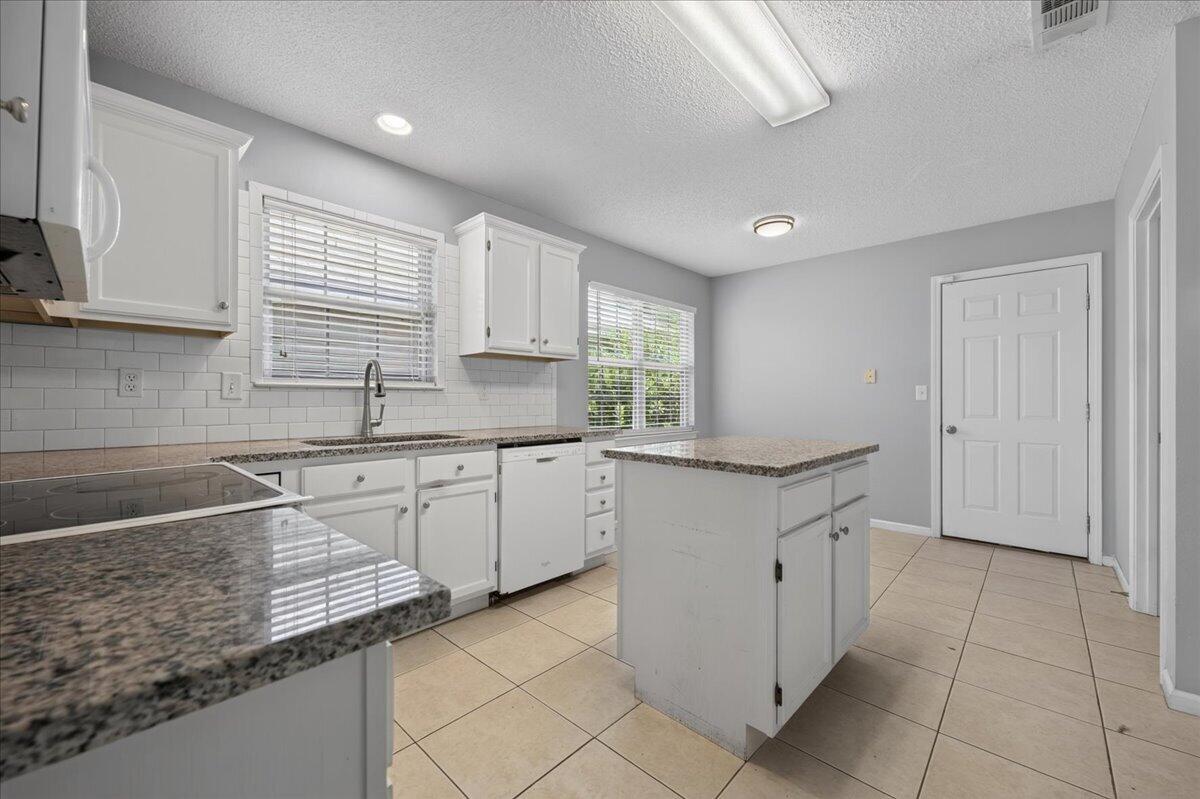 105 Underwood Lane Niceville FL 32578