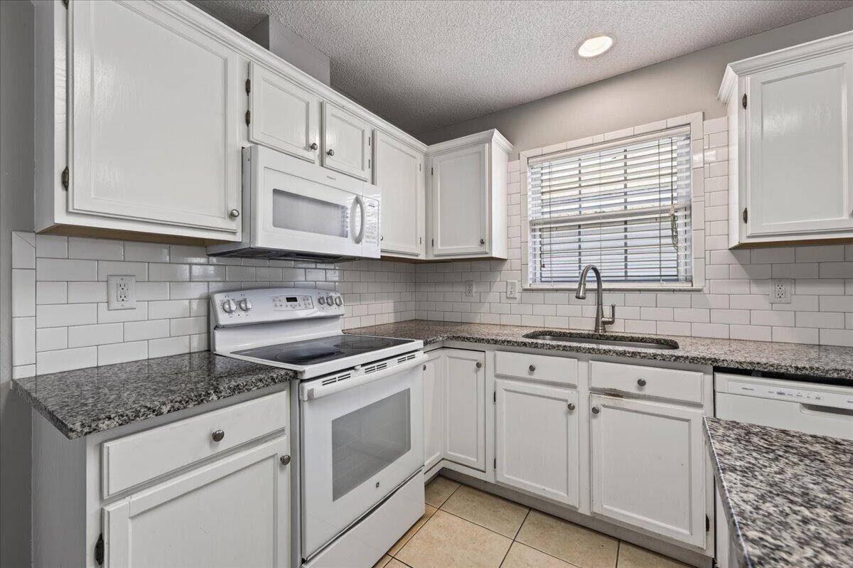 105 Underwood Lane Niceville FL 32578