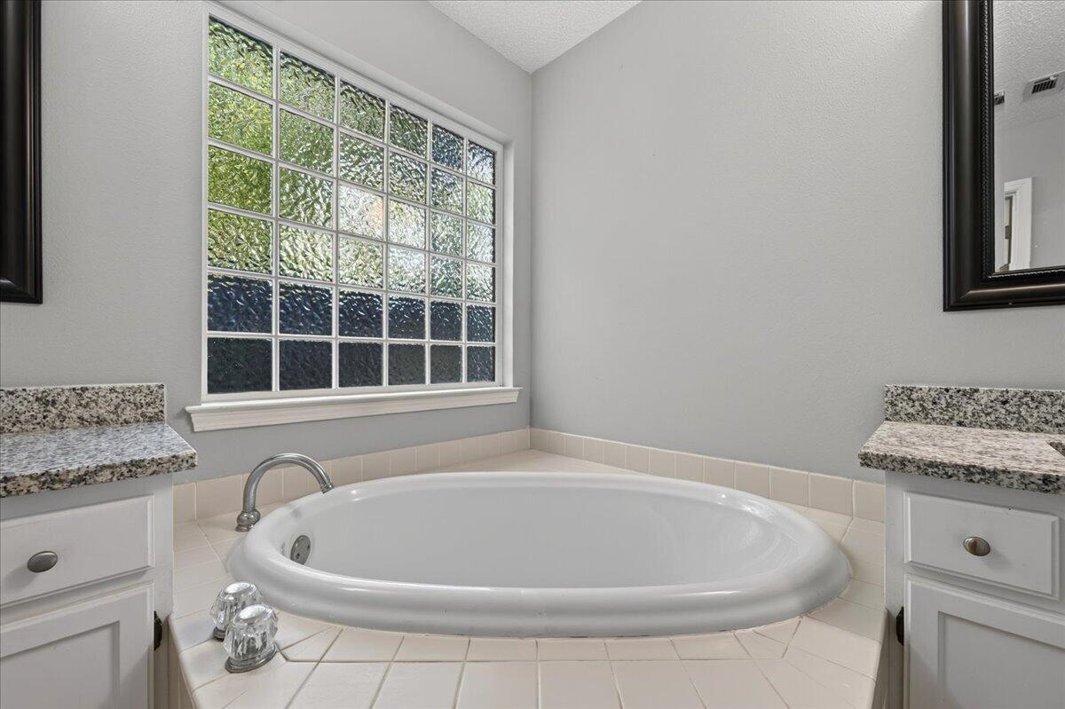 105 Underwood Lane Niceville FL 32578