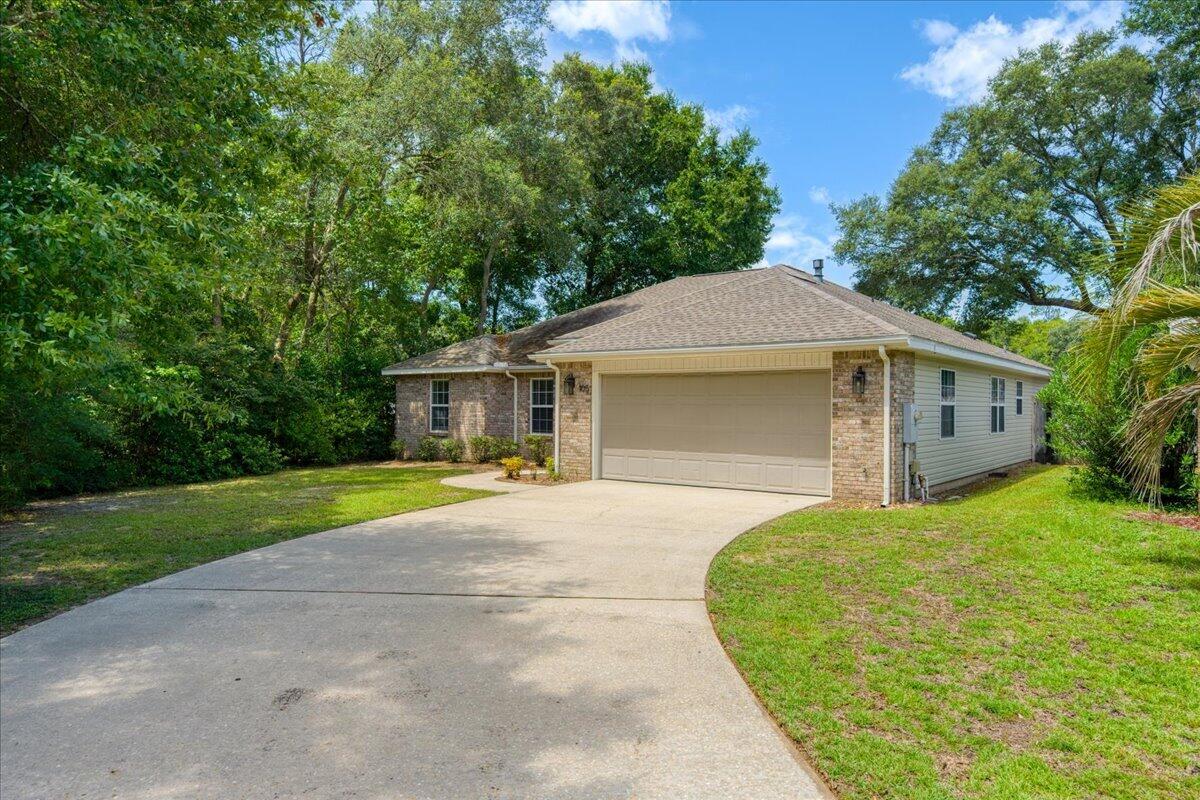 105 Underwood Lane Niceville FL 32578