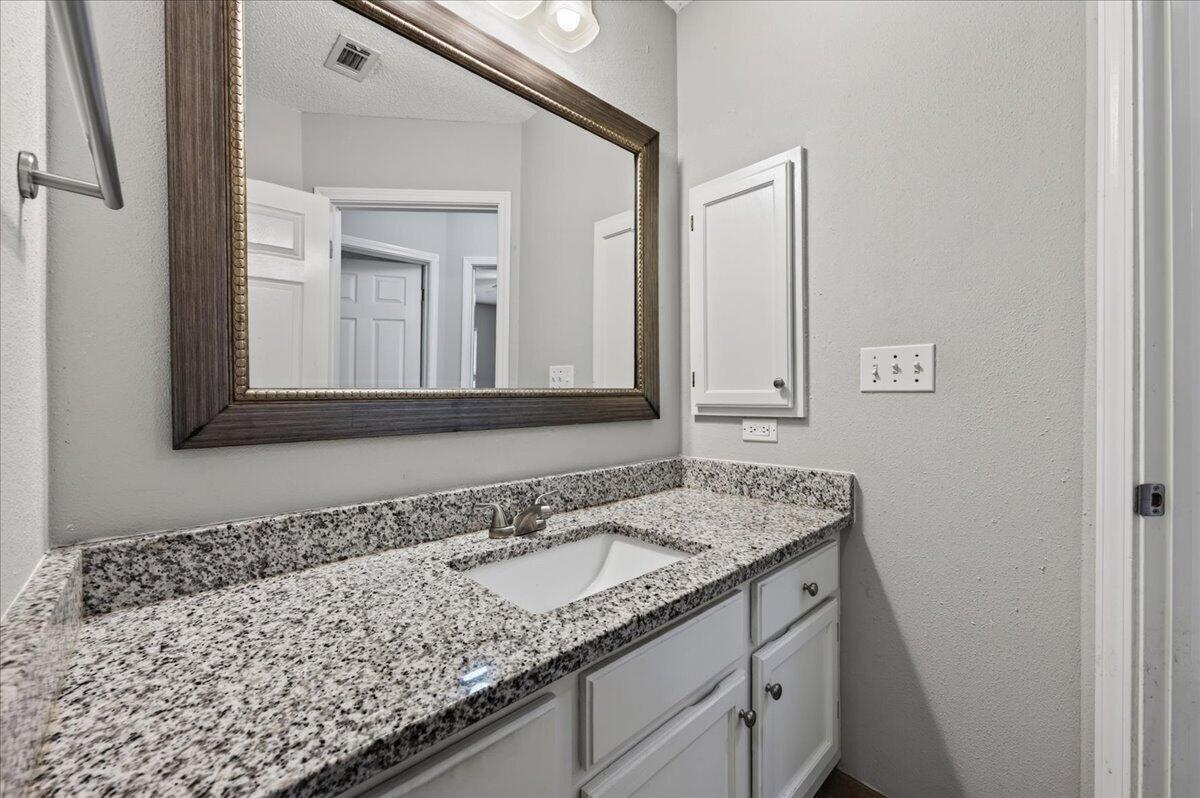 105 Underwood Lane Niceville FL 32578