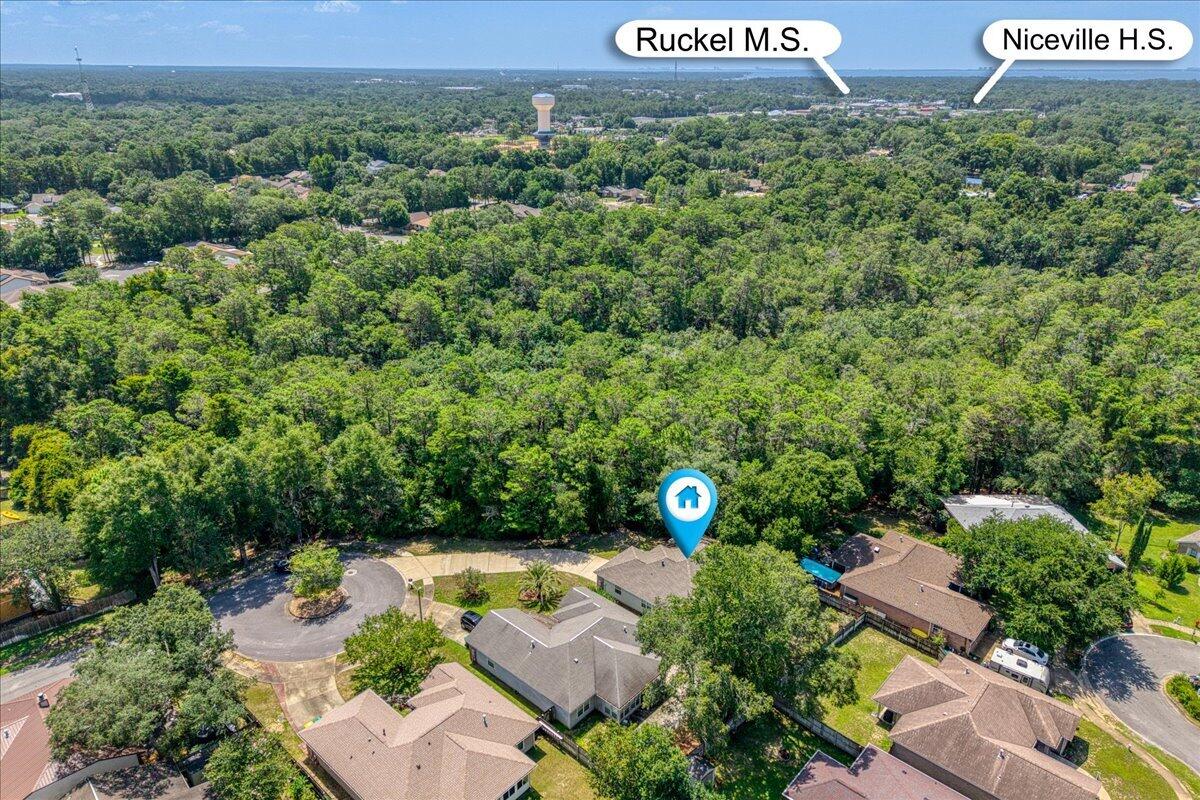 105 Underwood Lane Niceville FL 32578