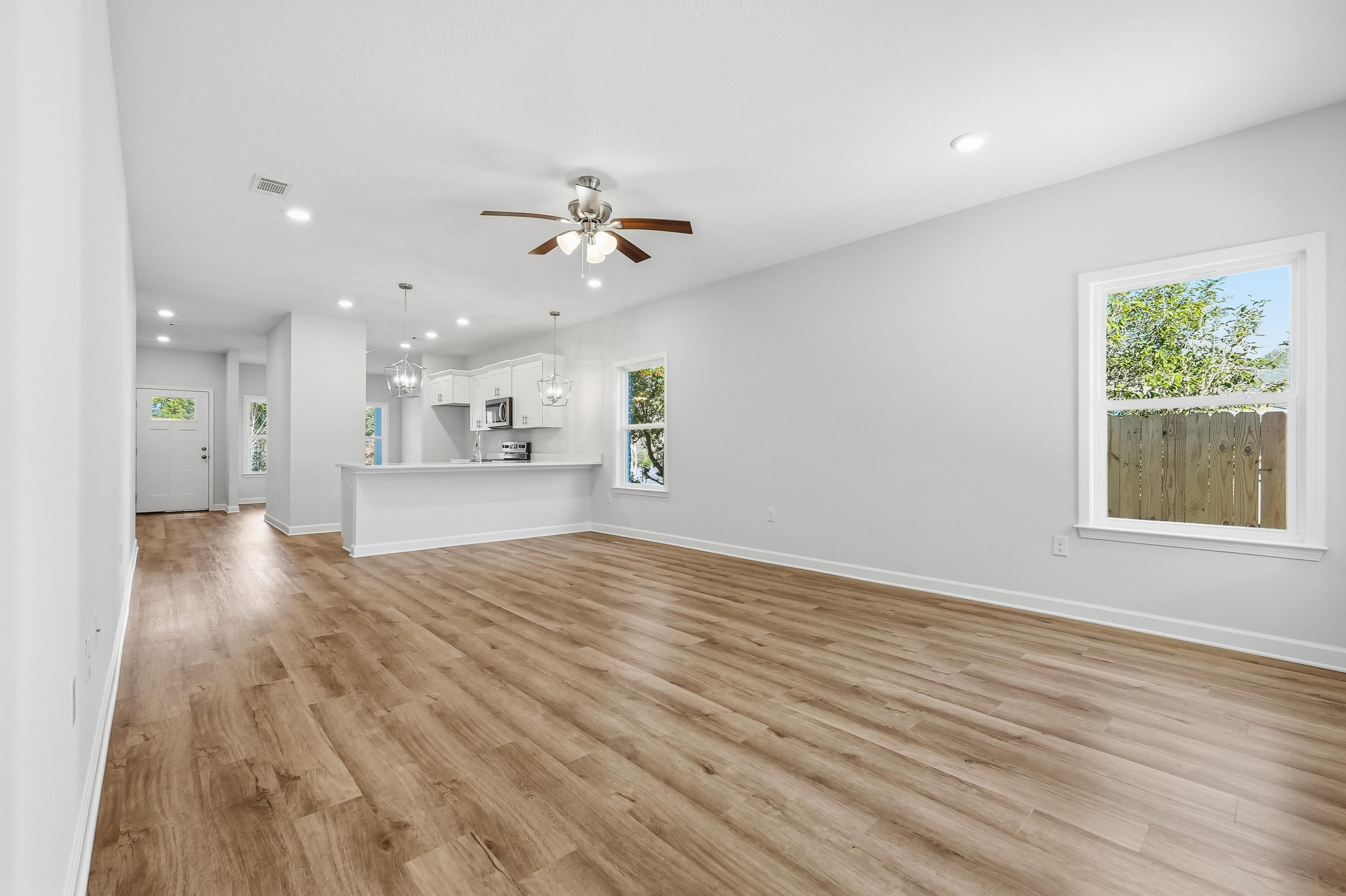 71 Spooner Street Defuniak Springs FL 32433