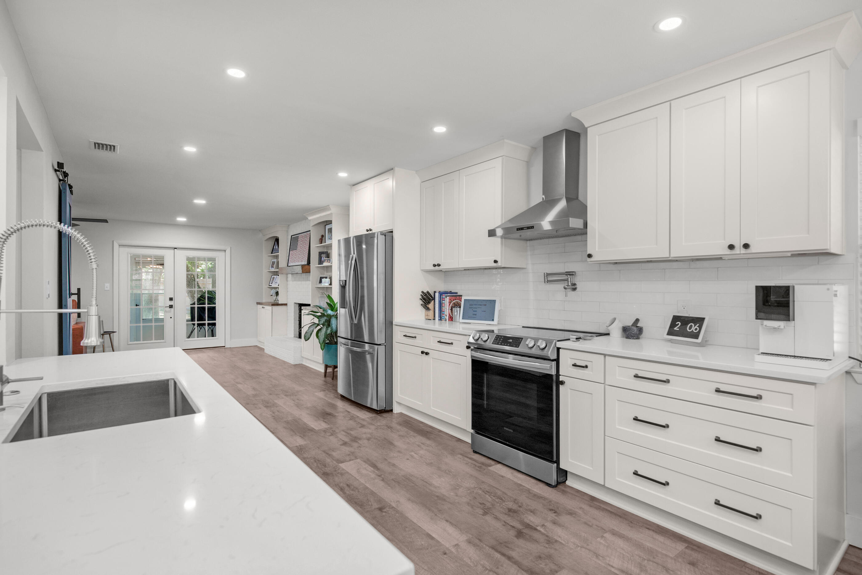 231 Country Club Road Shalimar FL 32579