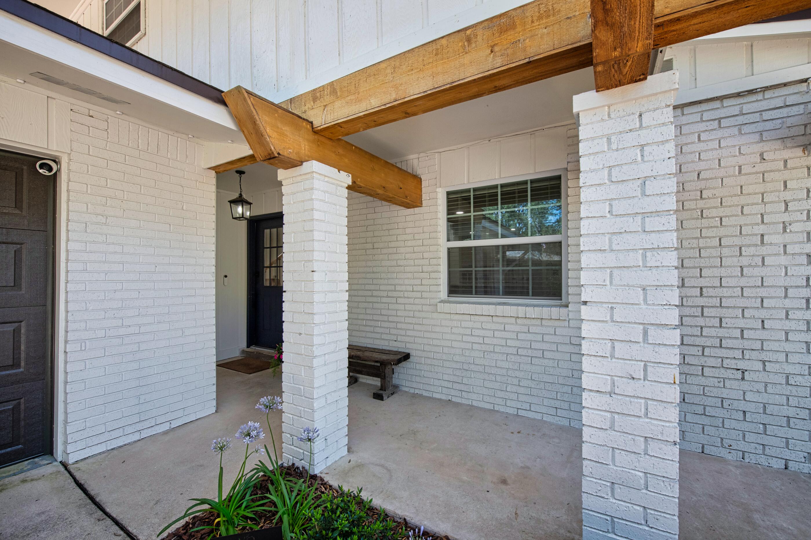 231 Country Club Road Shalimar FL 32579