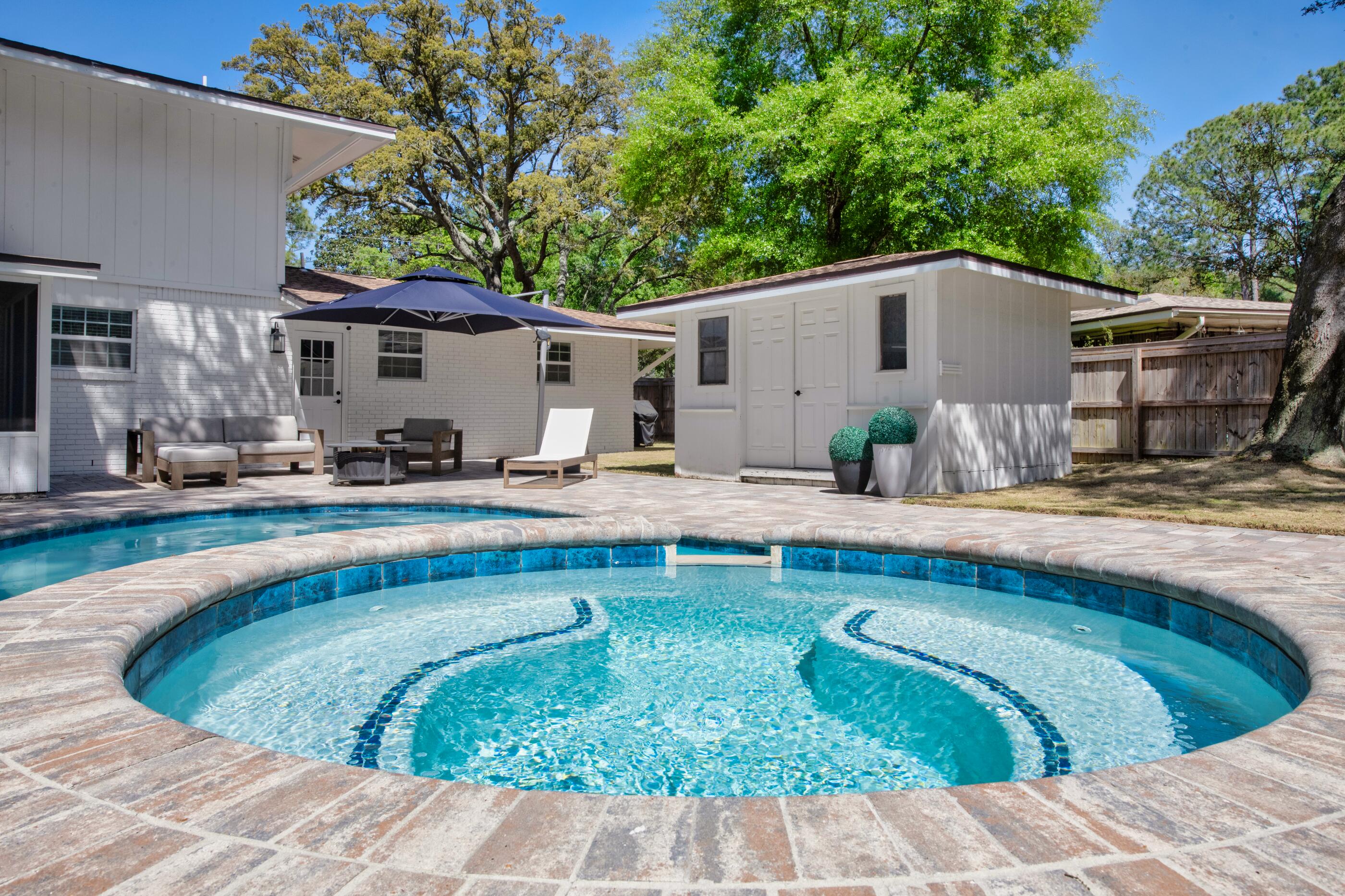 231 Country Club Road Shalimar FL 32579