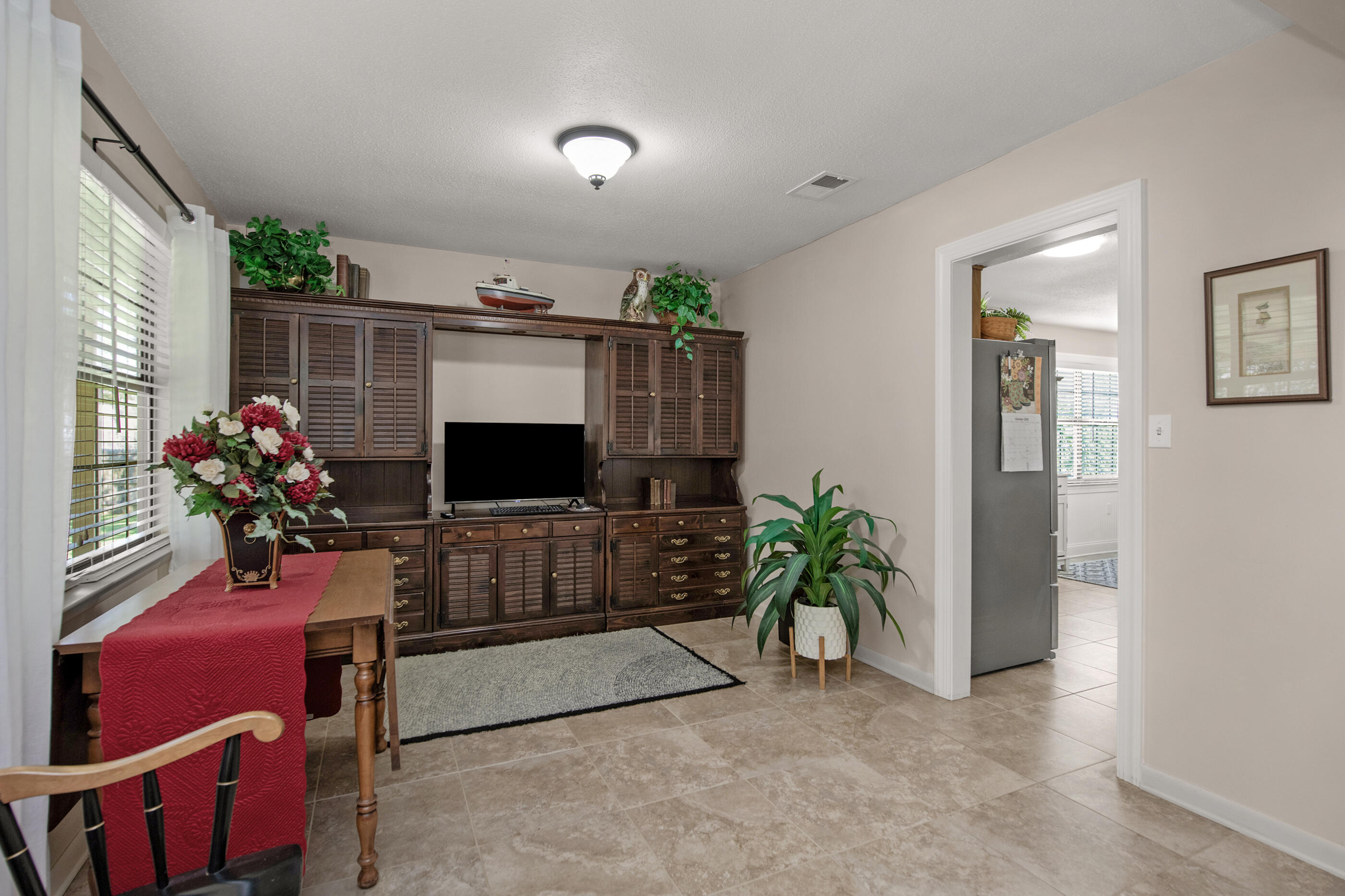 81 Paula Court Mary Esther FL 32569