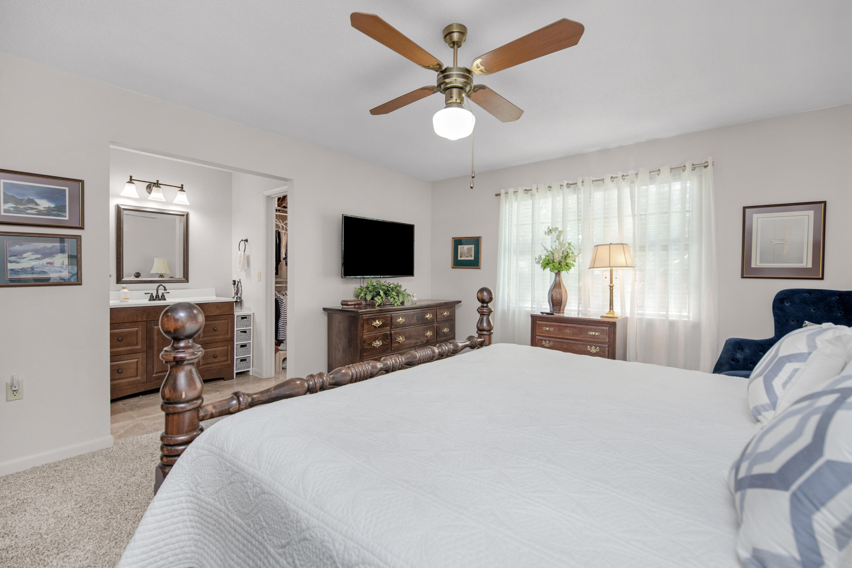 81 Paula Court Mary Esther FL 32569