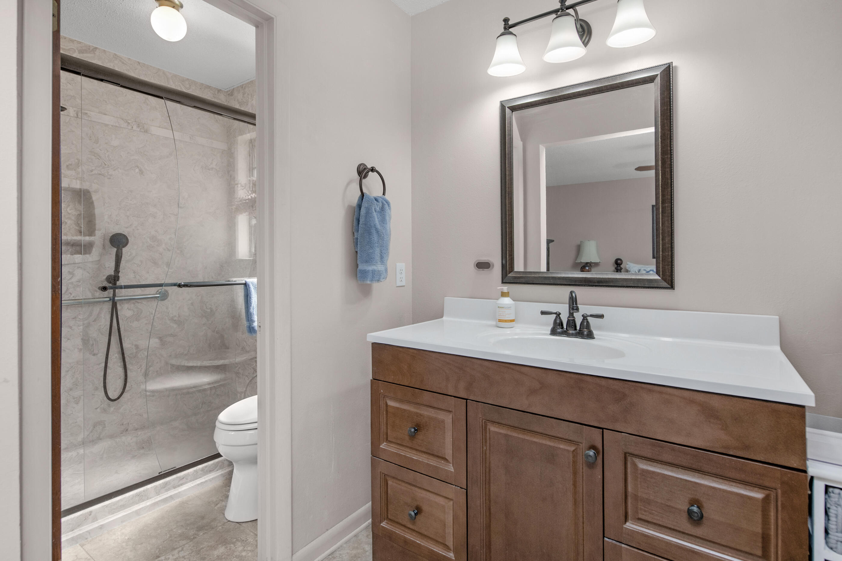 81 Paula Court Mary Esther FL 32569