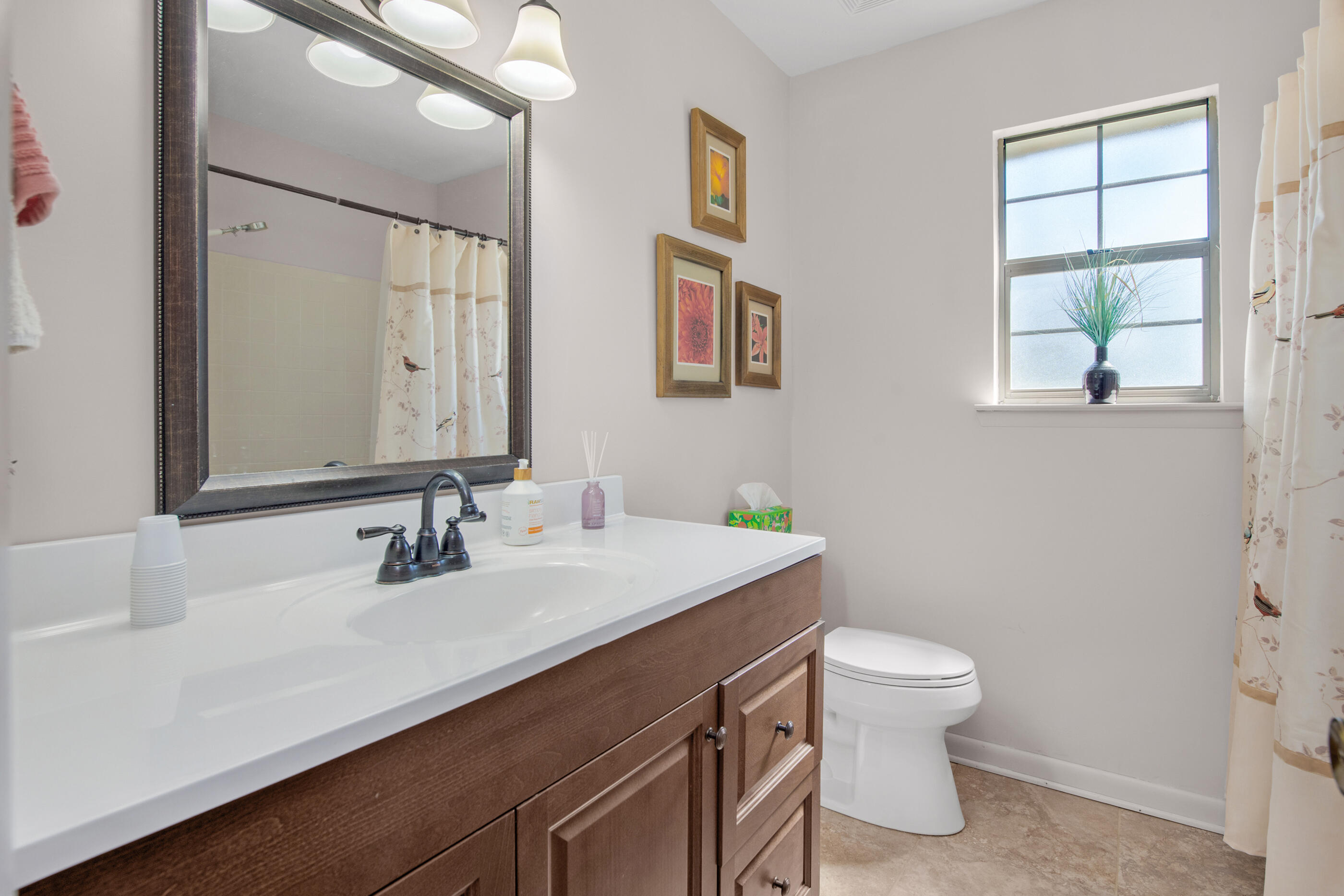 81 Paula Court Mary Esther FL 32569