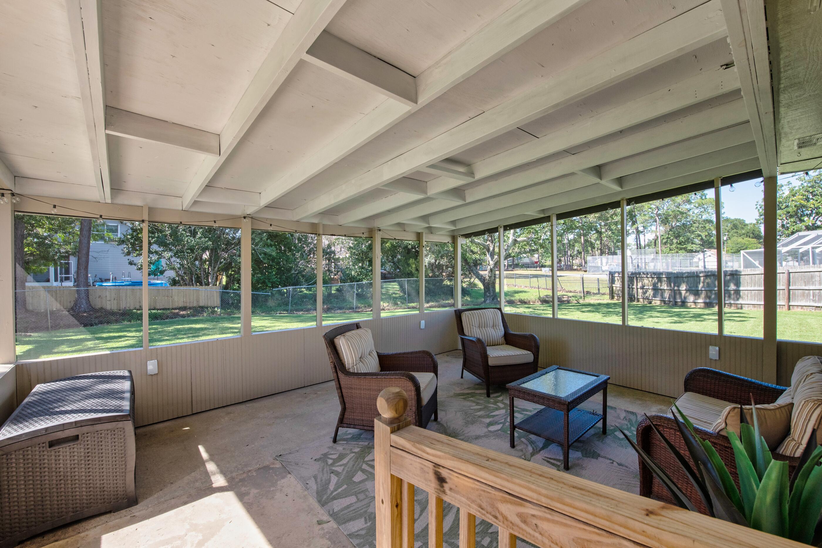 81 Paula Court Mary Esther FL 32569