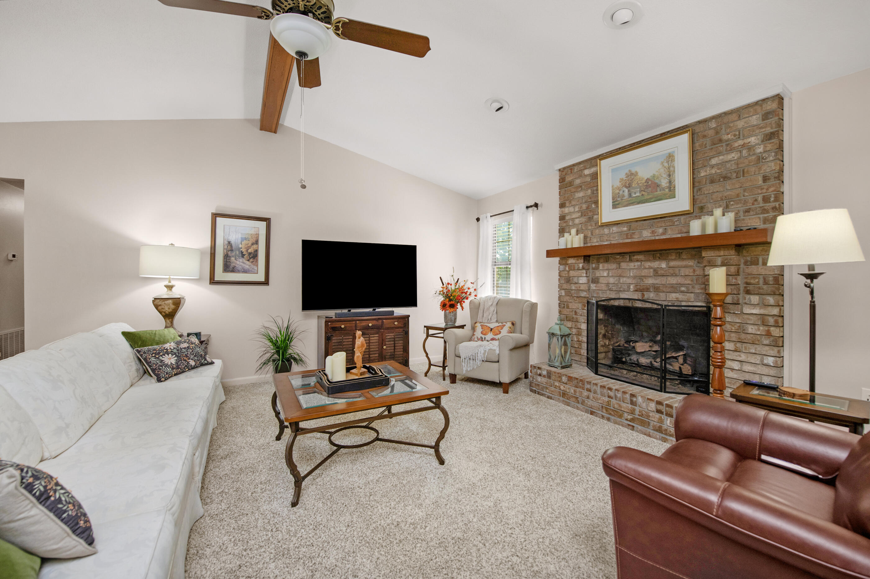 81 Paula Court Mary Esther FL 32569