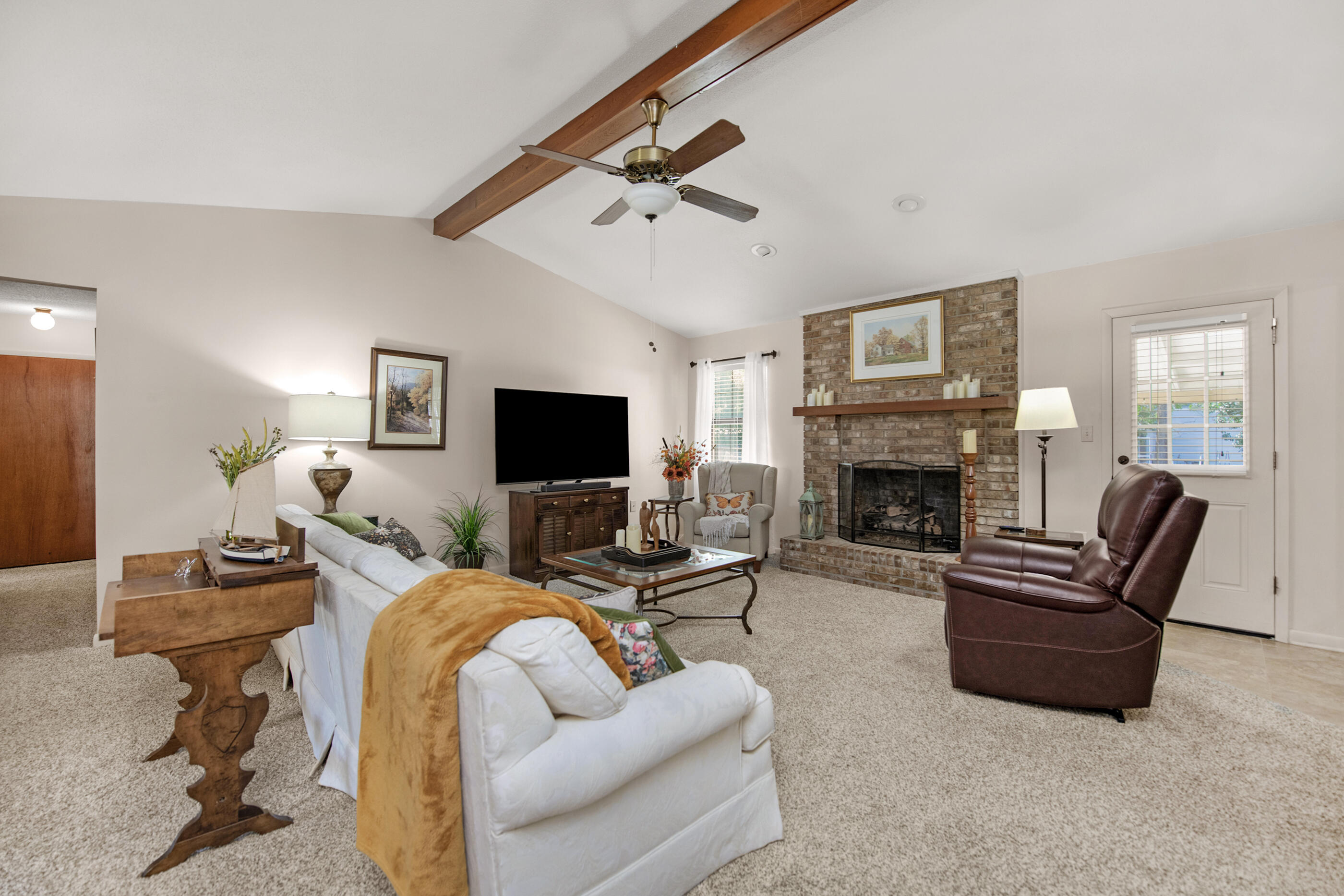 81 Paula Court Mary Esther FL 32569