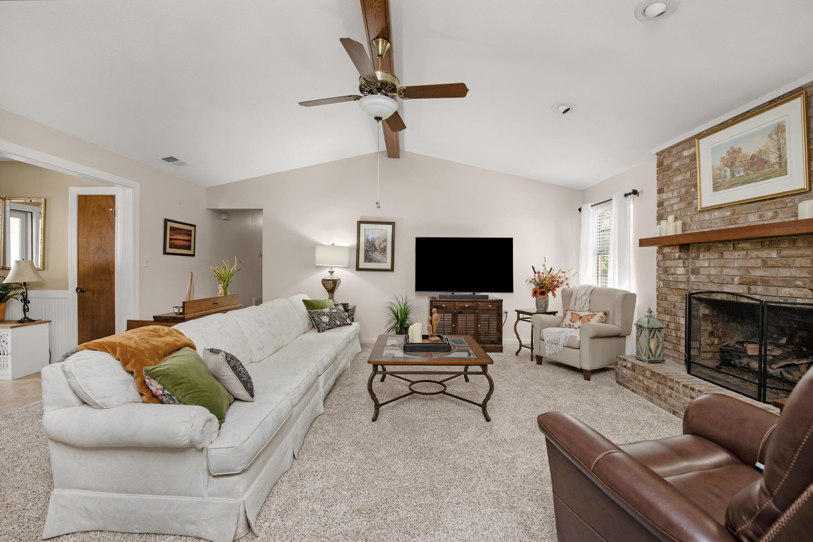 81 Paula Court Mary Esther FL 32569