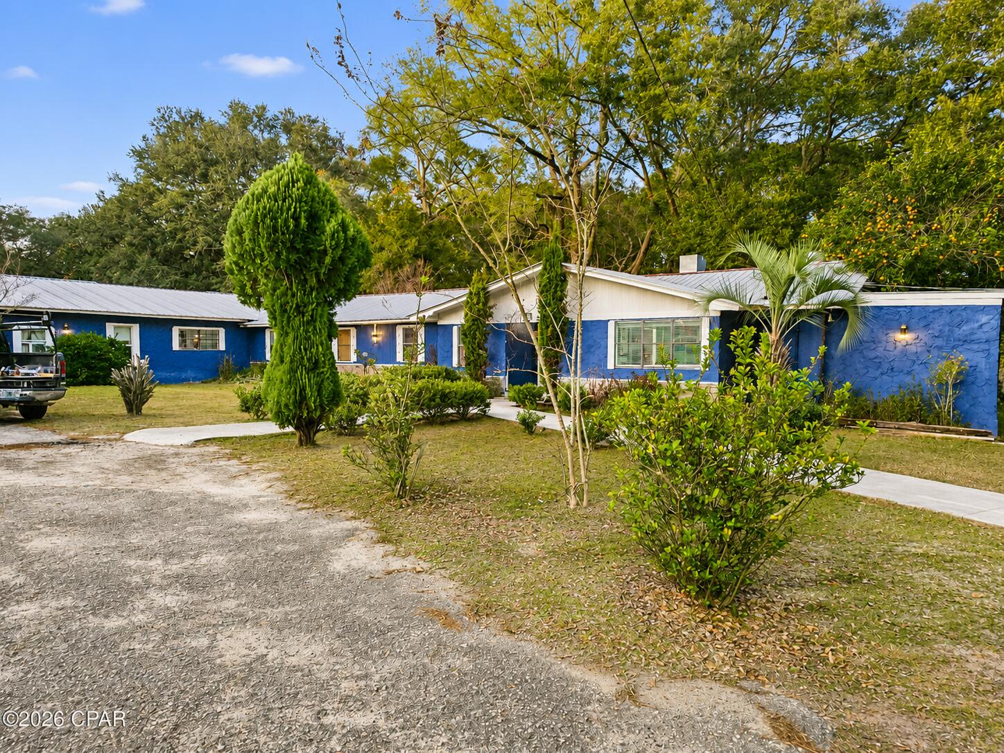 2233 Pate Pond Road Caryville FL 32427