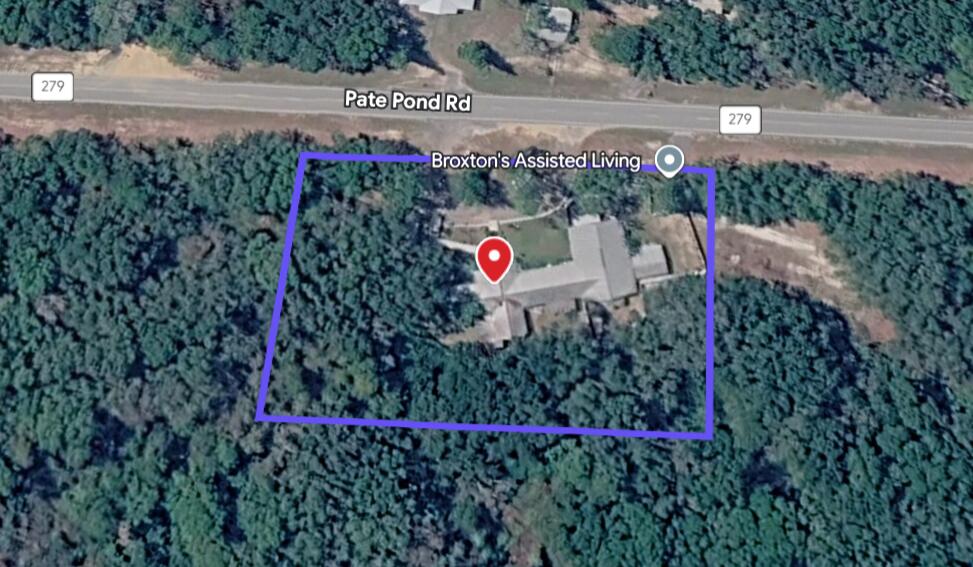 2233 Pate Pond Road Caryville FL 32427