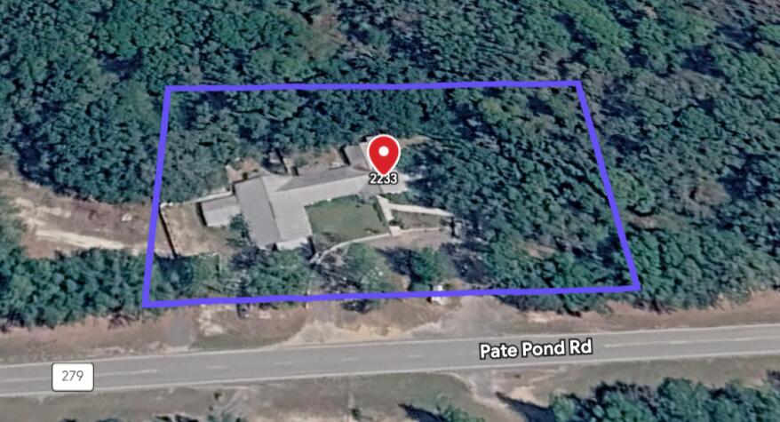 2233 Pate Pond Road Caryville FL 32427