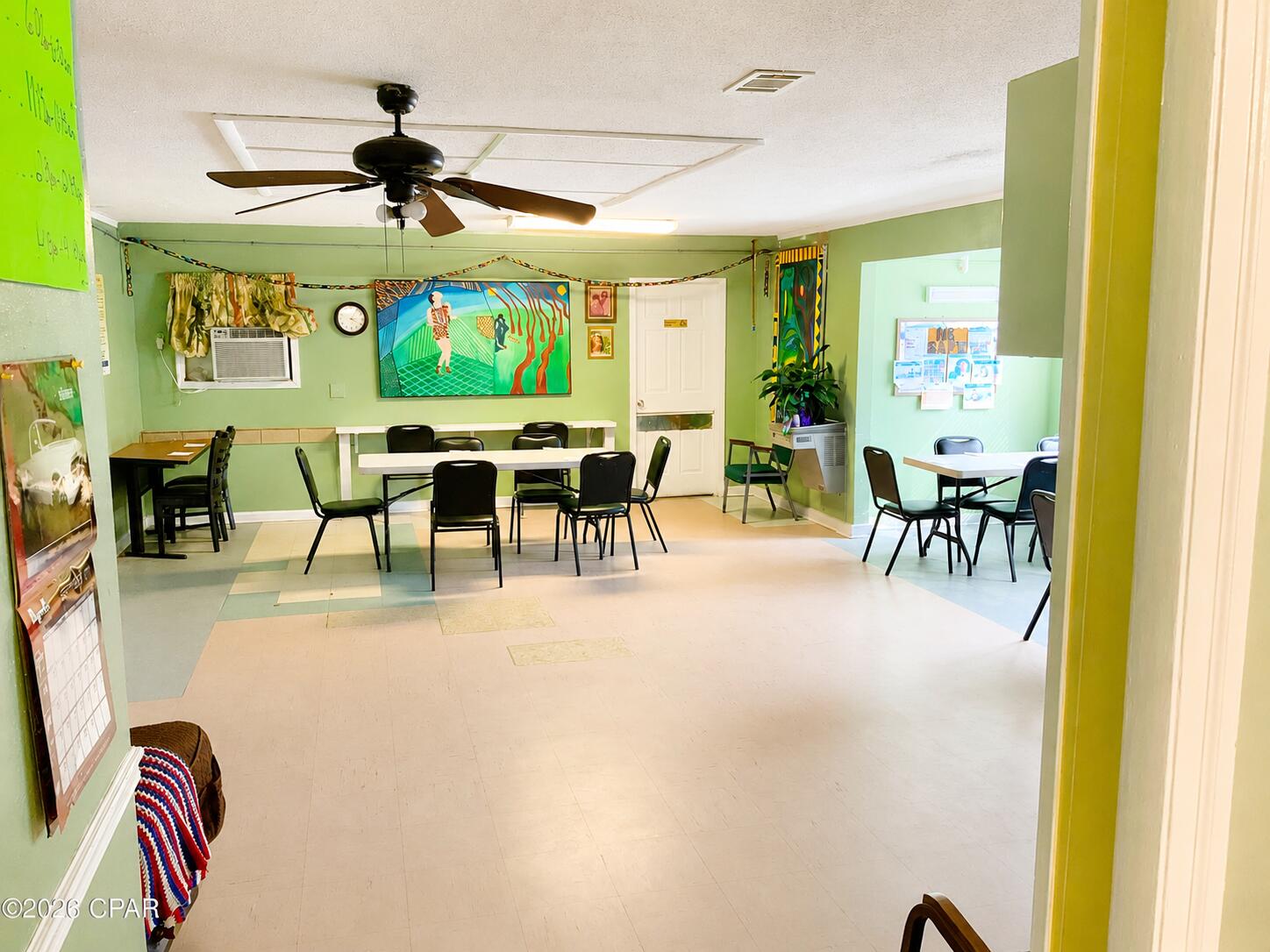 2233 Pate Pond Road Caryville FL 32427