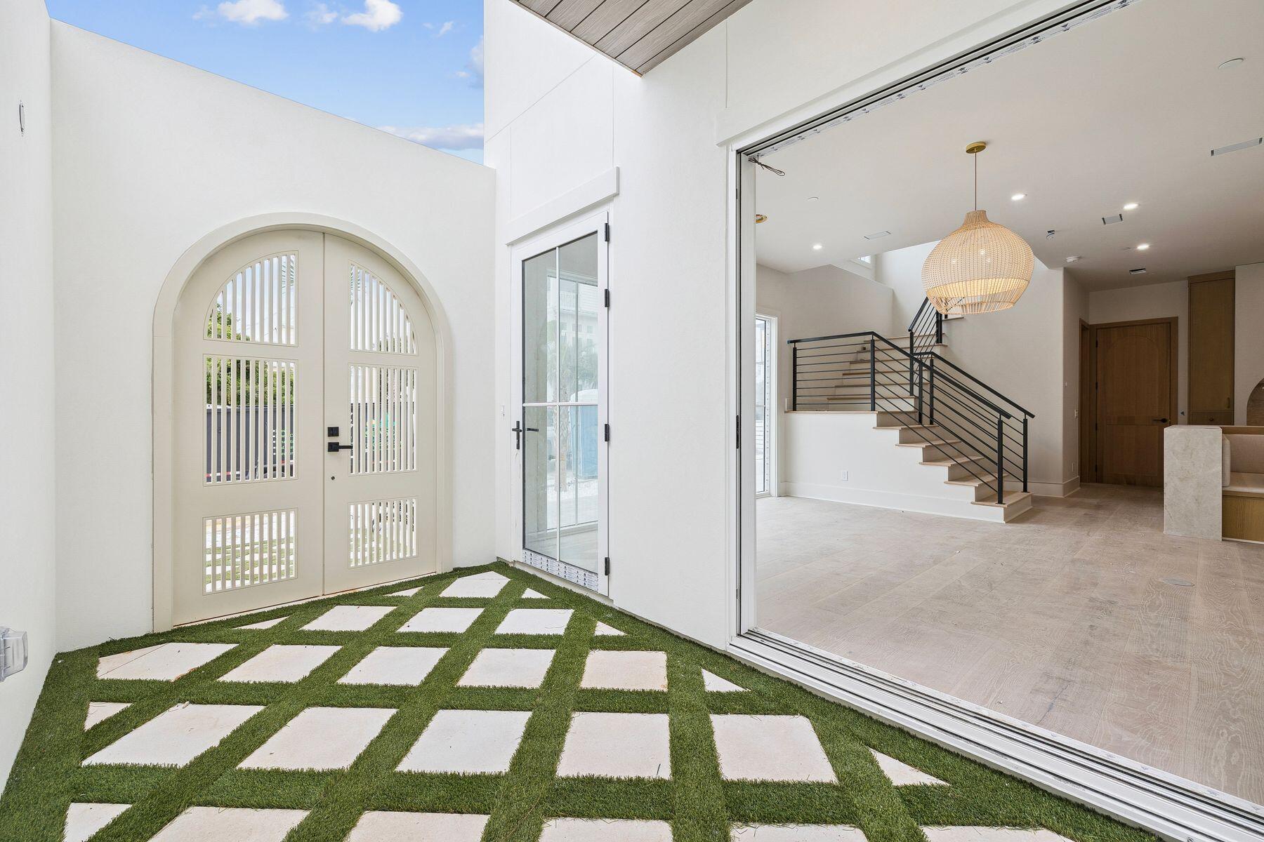 37 Eagles Landing Inlet Beach FL 32461