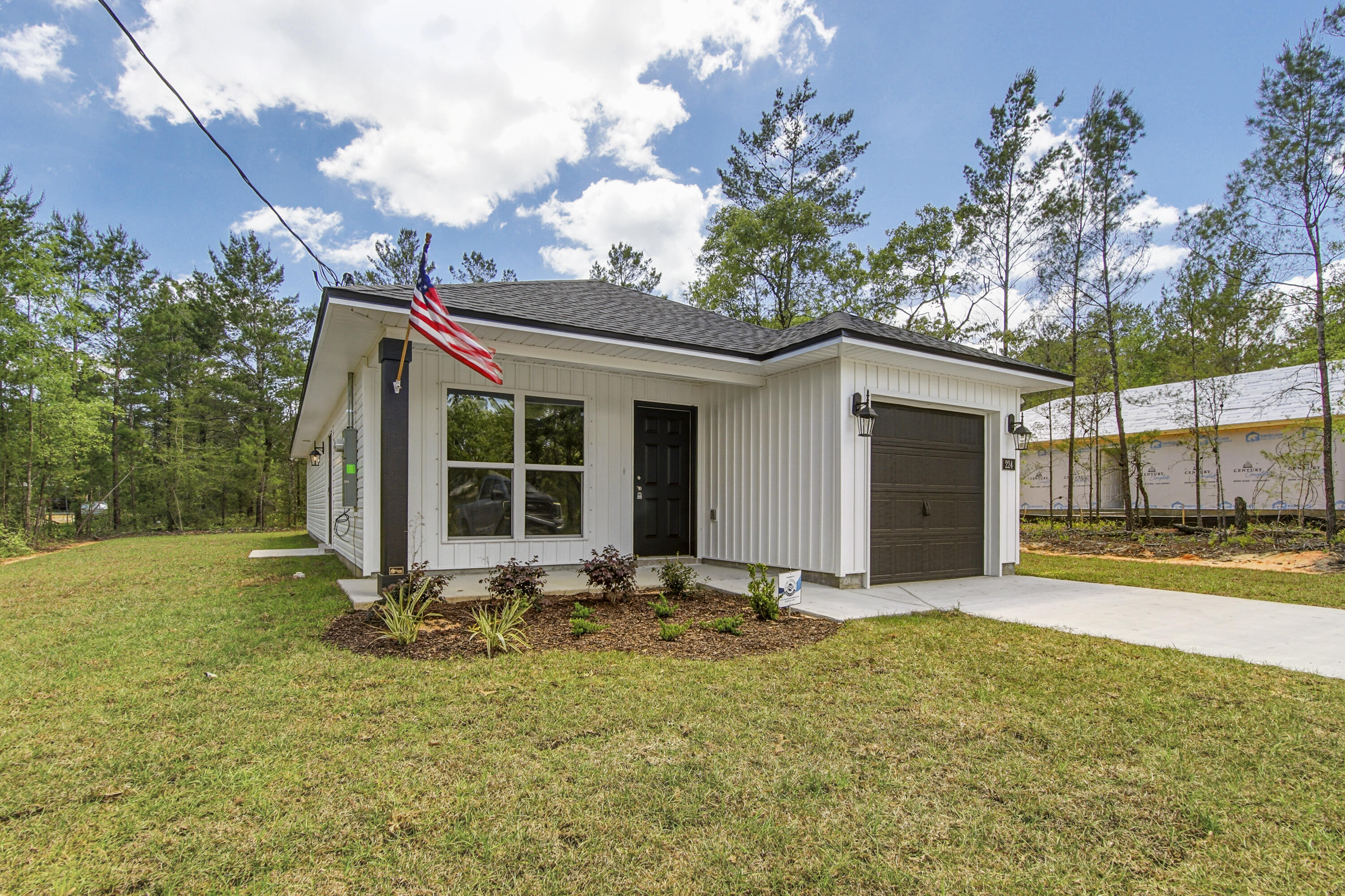 224 E Iris Lane Defuniak Springs FL 32433