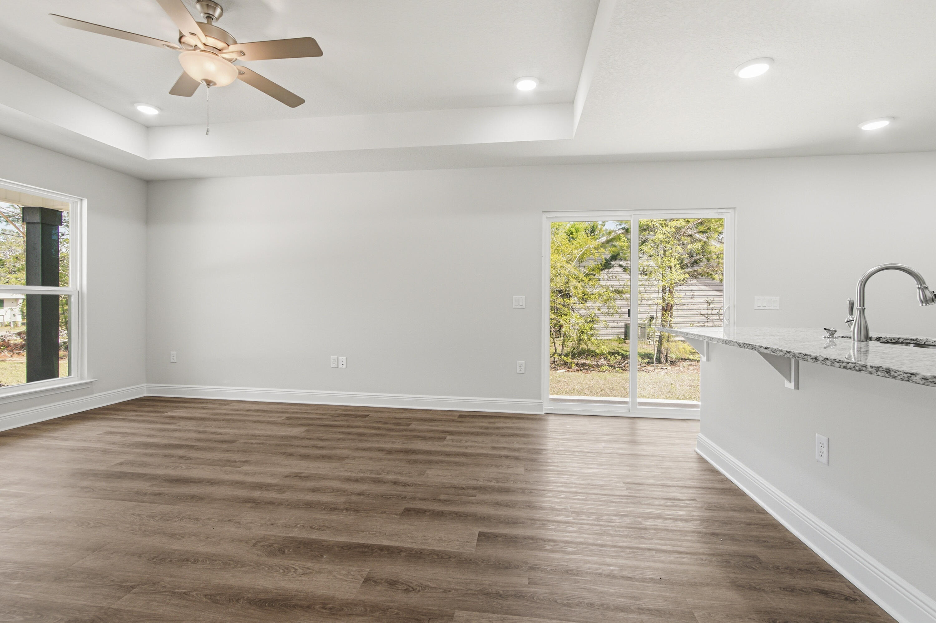 224 E Iris Lane Defuniak Springs FL 32433