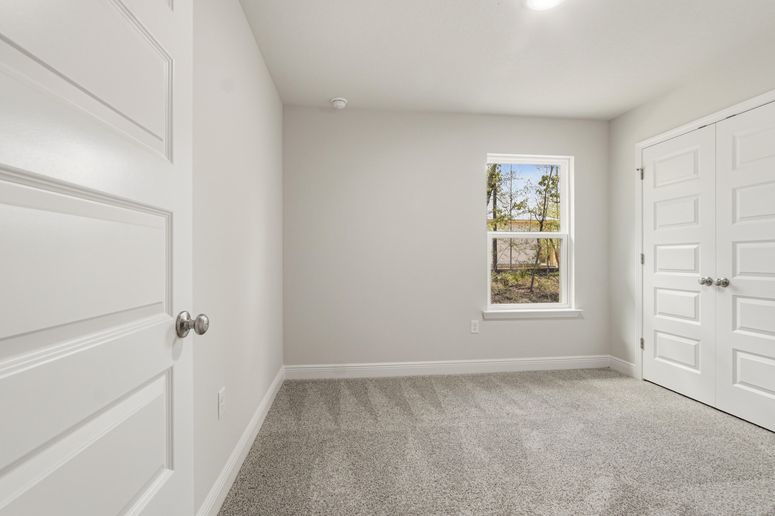 224 E Iris Lane Defuniak Springs FL 32433