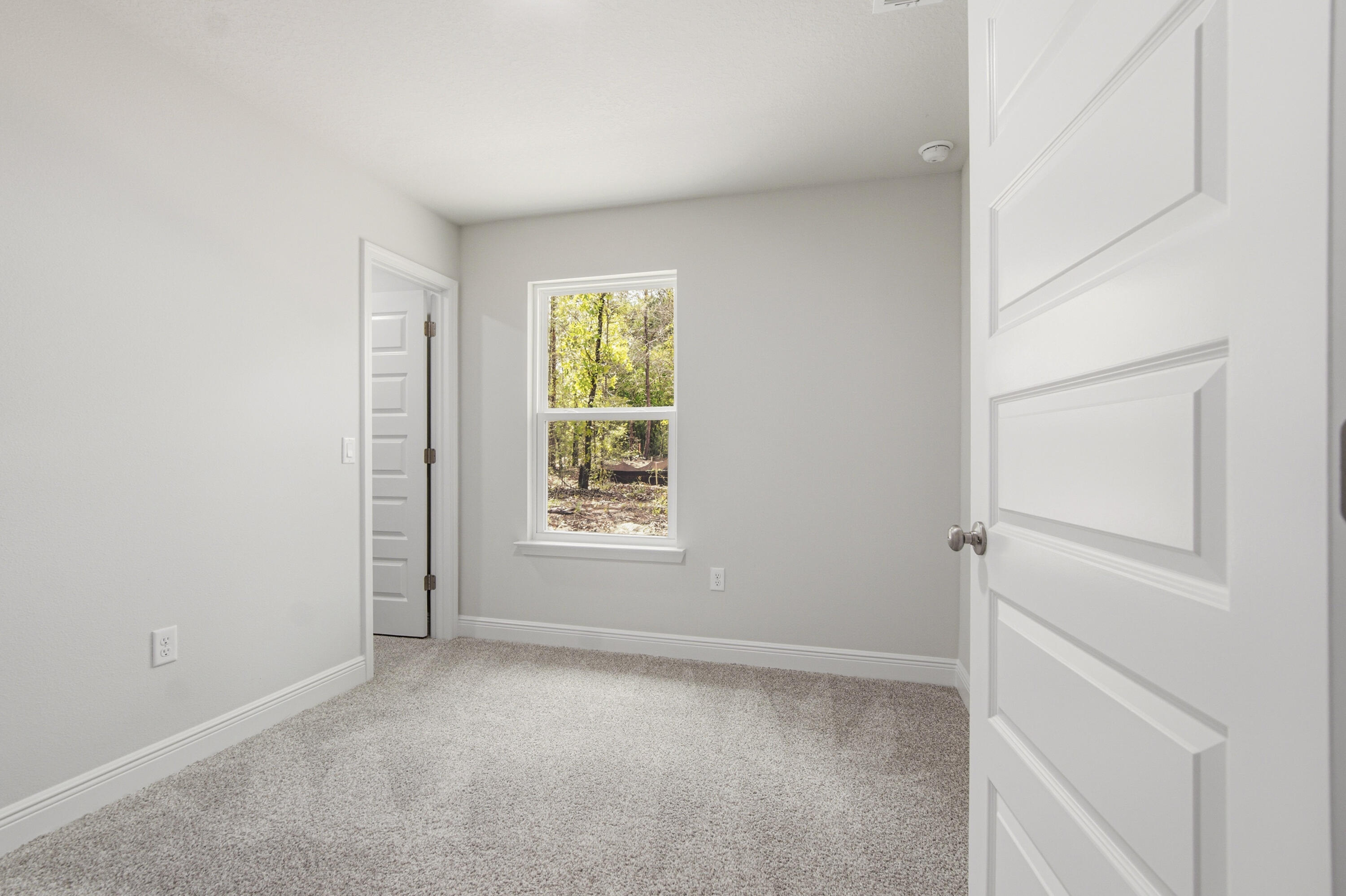 224 E Iris Lane Defuniak Springs FL 32433