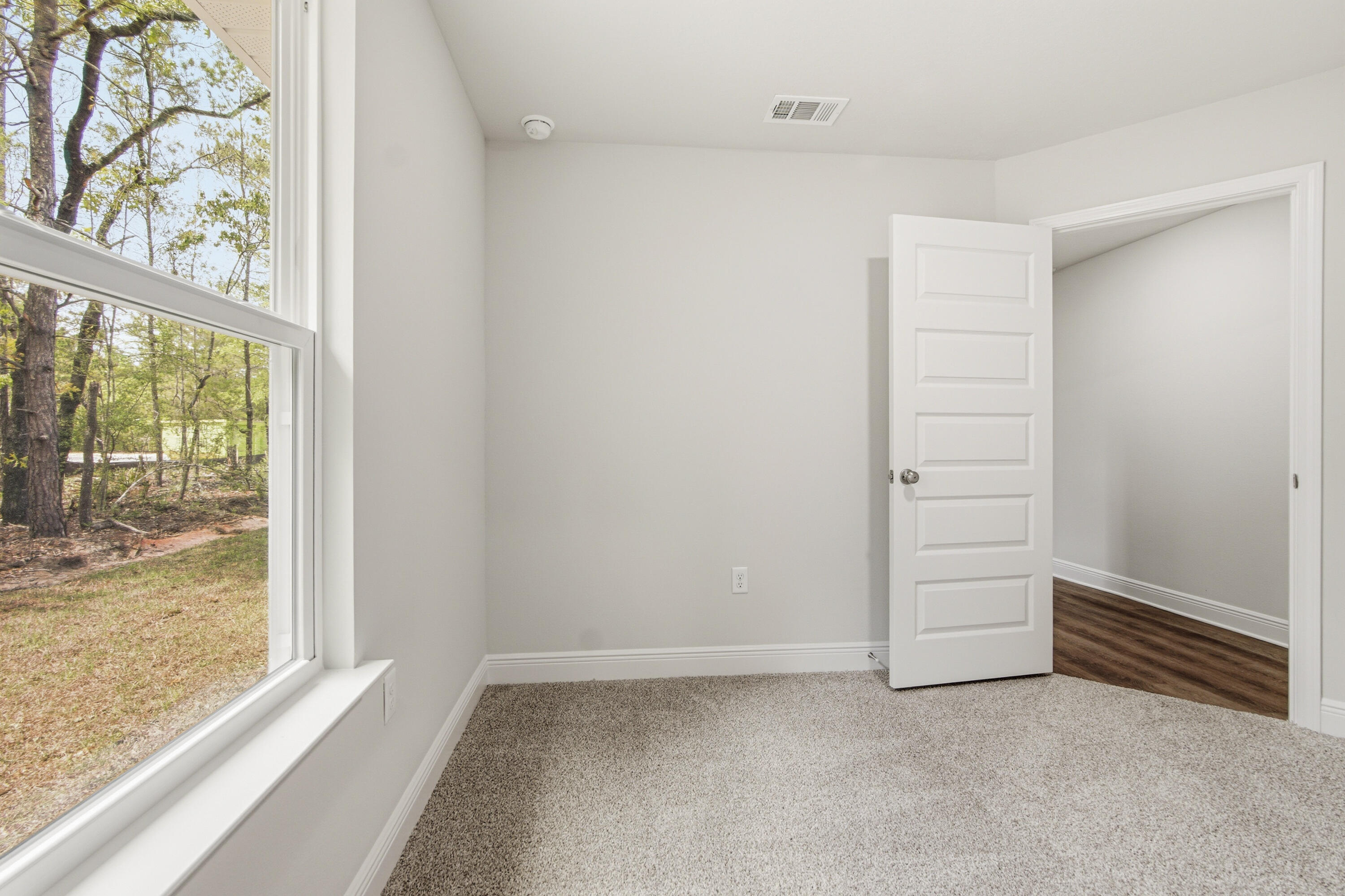 224 E Iris Lane Defuniak Springs FL 32433