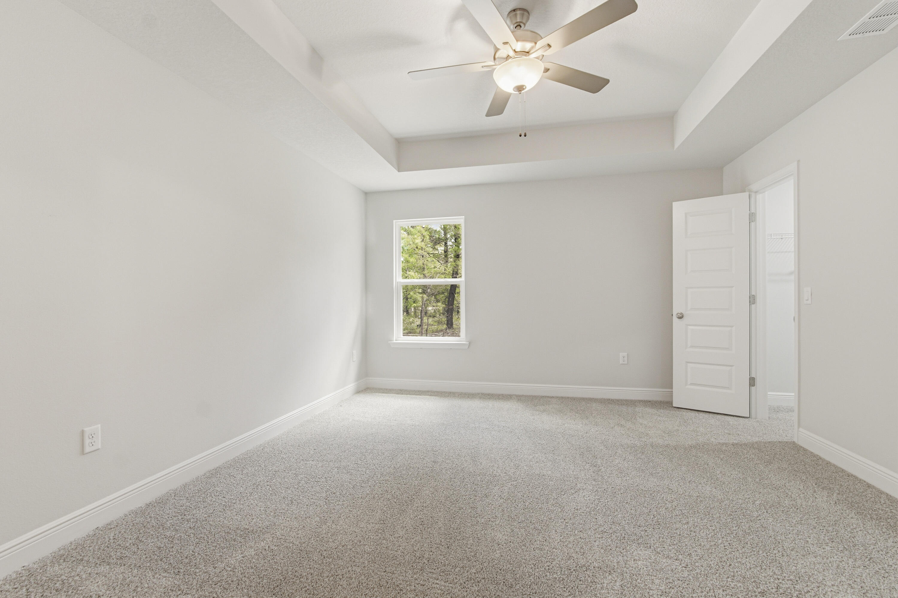 224 E Iris Lane Defuniak Springs FL 32433
