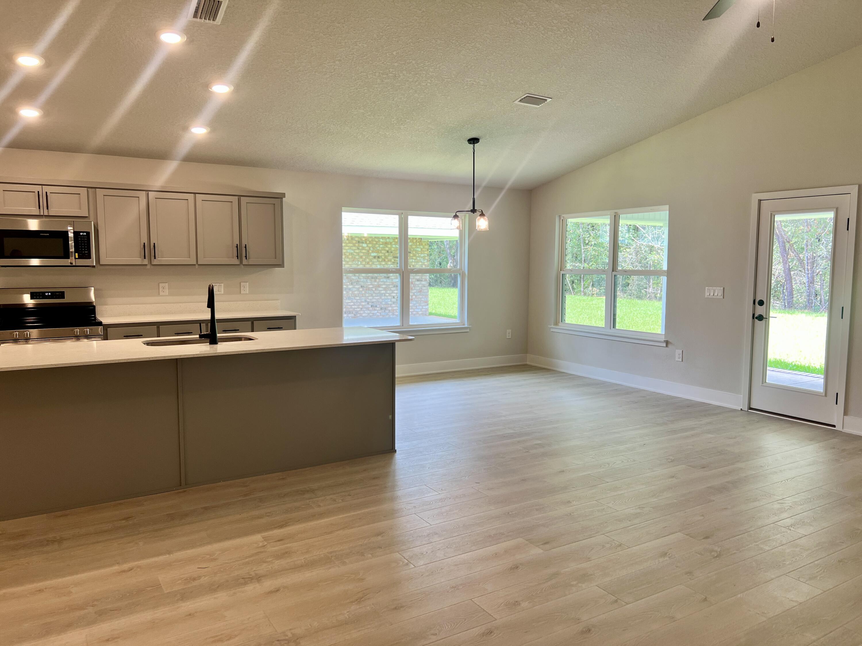 5302 Hidden Pines Circle Milton FL 32583