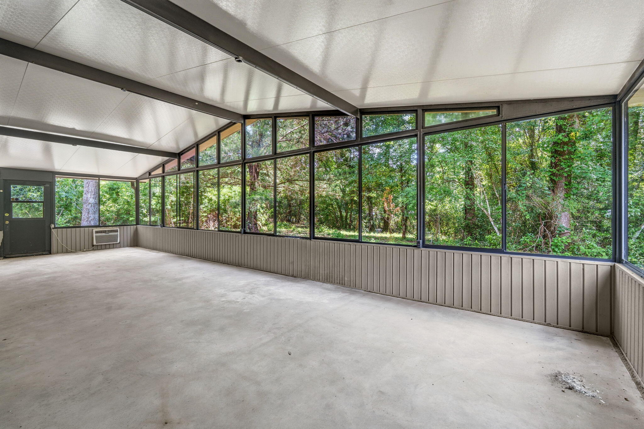 92 Howell Bluff Road Ponce De Leon FL 32455