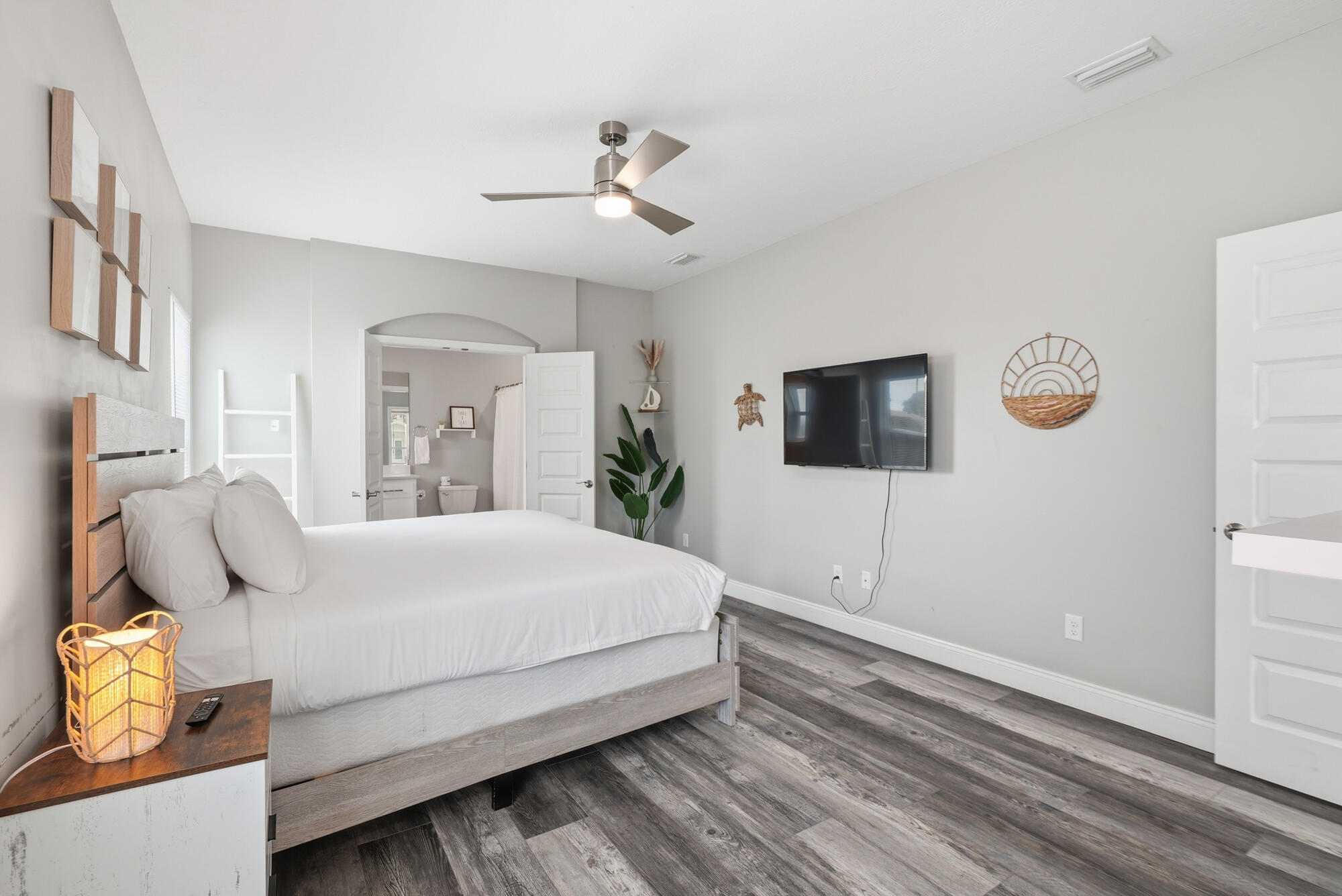 5701 Hilltop Avenue Panama City Beach FL 32408