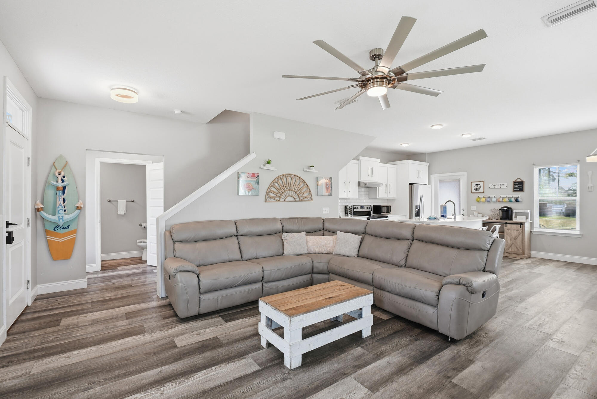 5701 Hilltop Avenue Panama City Beach FL 32408
