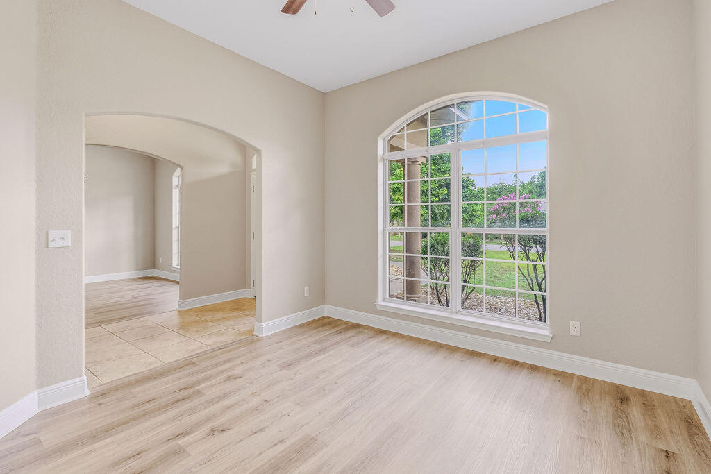 6083 Dragonfly Way Crestview FL 32536